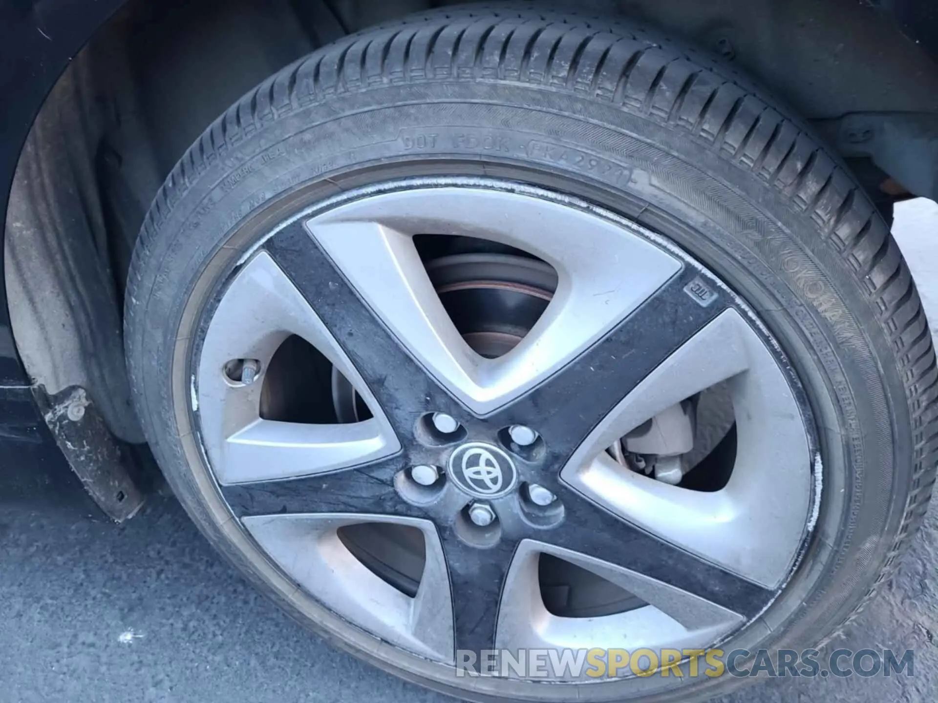 36 Photograph of a damaged car JTDKAMFU0N3159985 TOYOTA PRIUS 2022