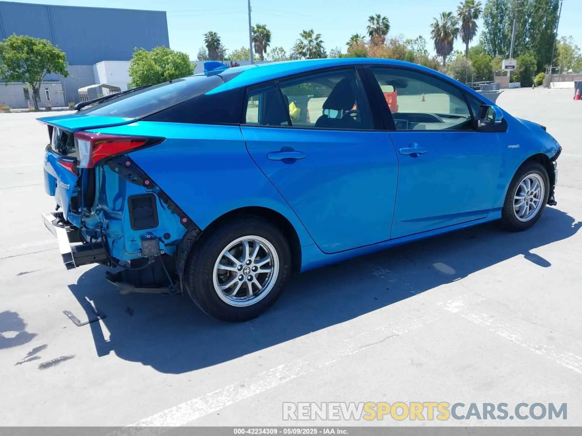 4 Photograph of a damaged car JTDKAMFU1N3164838 TOYOTA PRIUS 2022