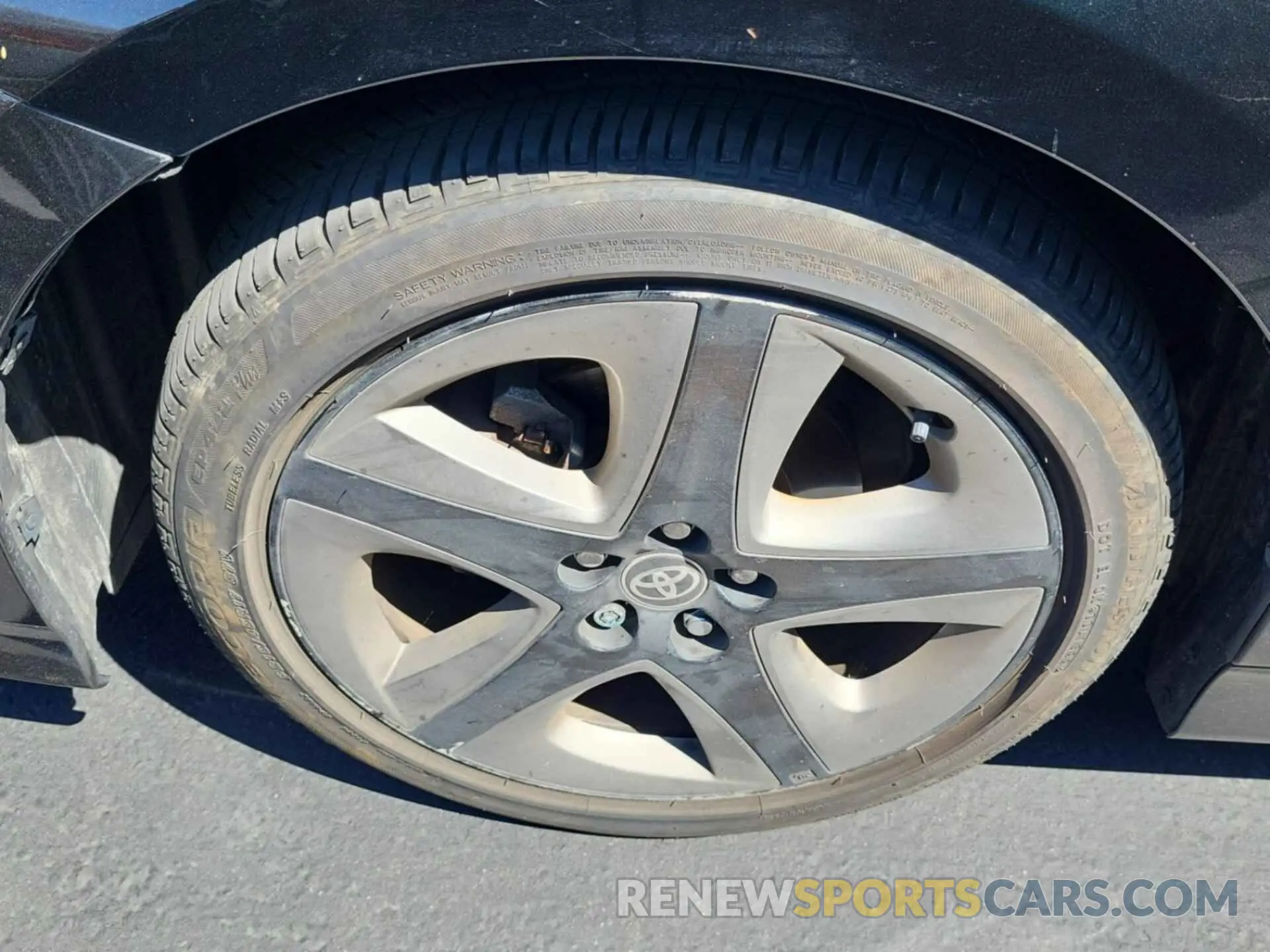 30 Фотография поврежденного автомобиля JTDKAMFU2N3178585 TOYOTA PRIUS 2022