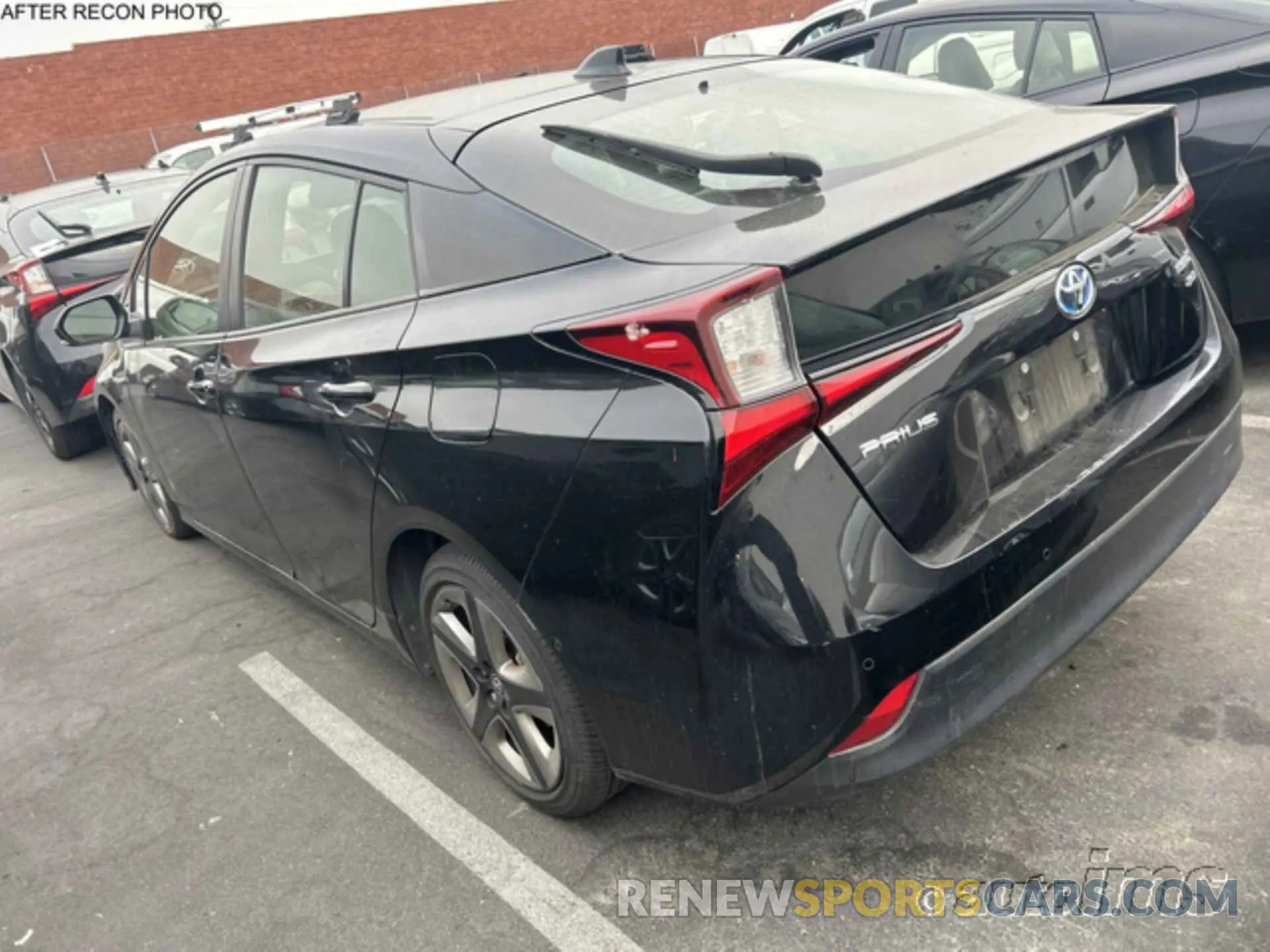 1 Фотография поврежденного автомобиля JTDKAMFU2N3180482 TOYOTA PRIUS 2022
