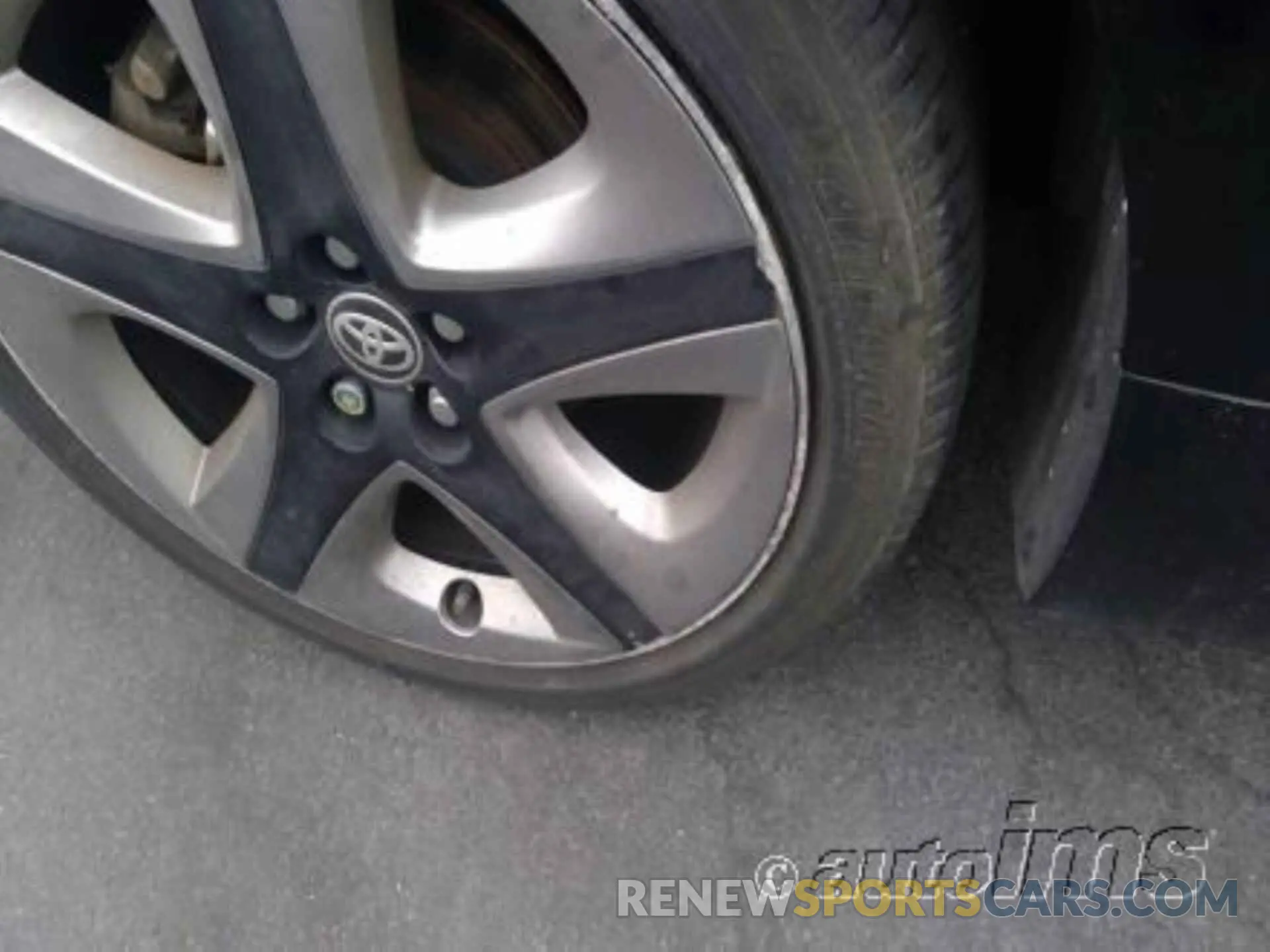2 Фотография поврежденного автомобиля JTDKAMFU2N3180482 TOYOTA PRIUS 2022