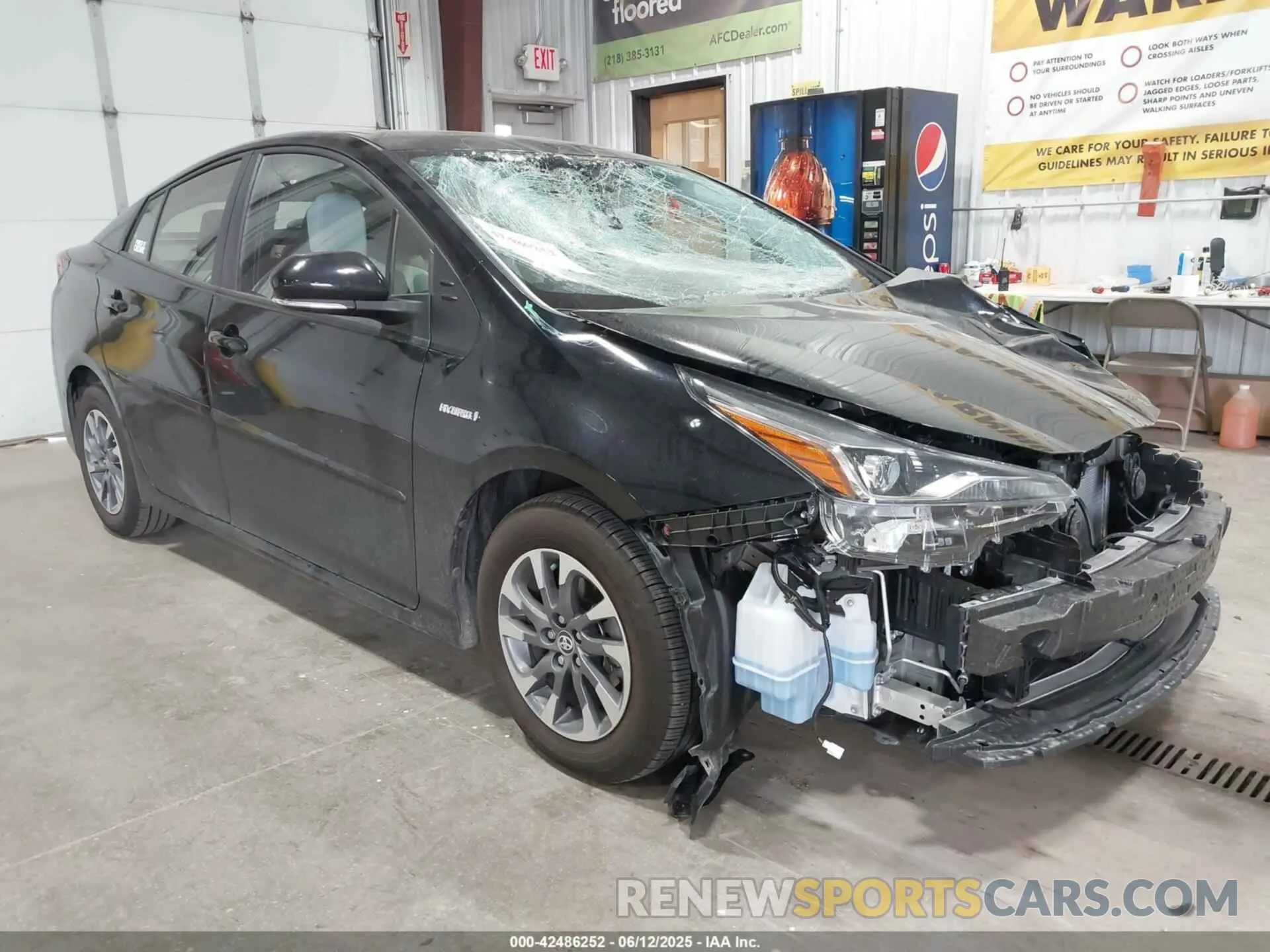 1 Photograph of a damaged car JTDKAMFU2N3186072 TOYOTA PRIUS 2022