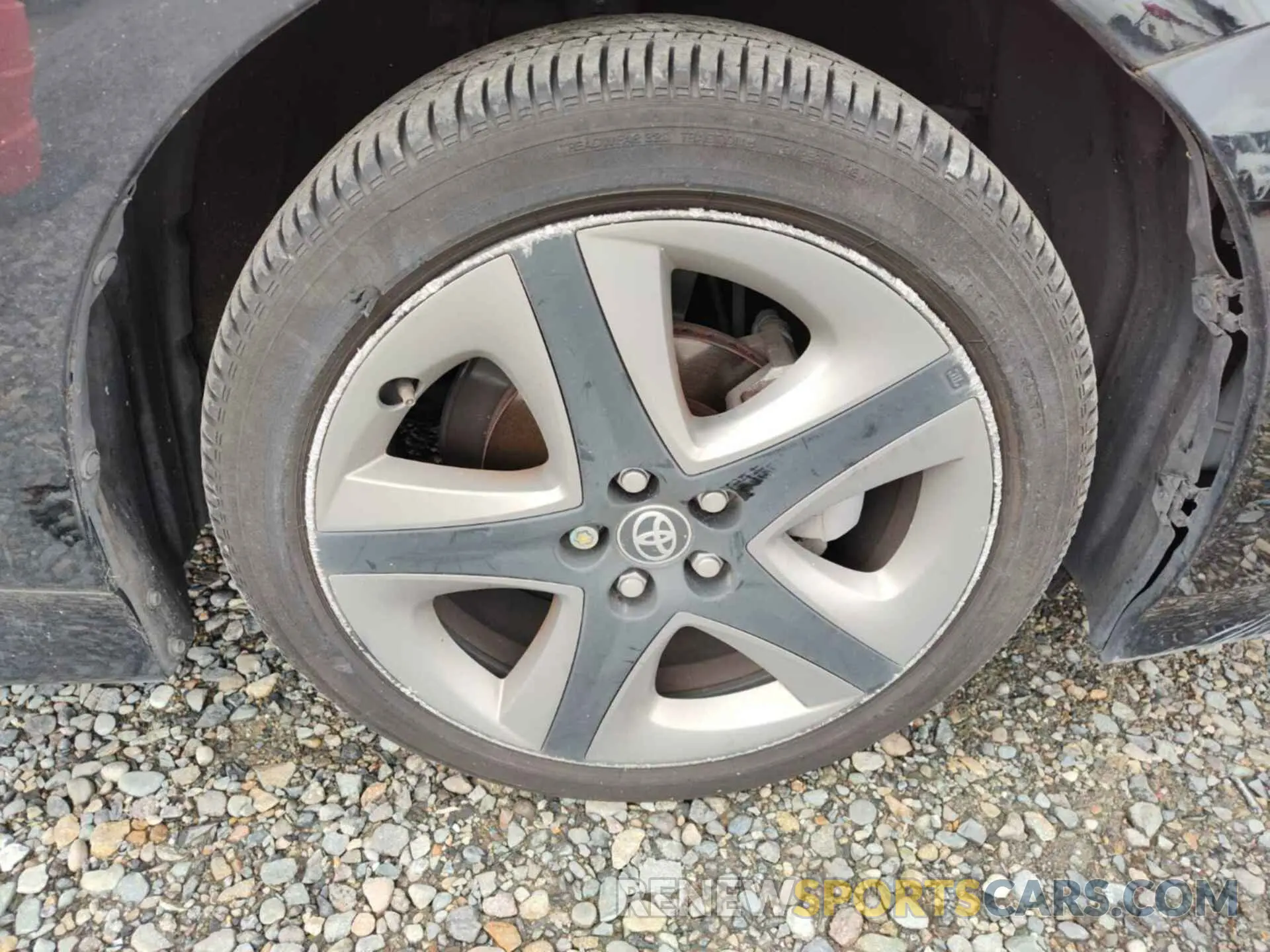 39 Photograph of a damaged car JTDKAMFU3N3166655 TOYOTA PRIUS 2022