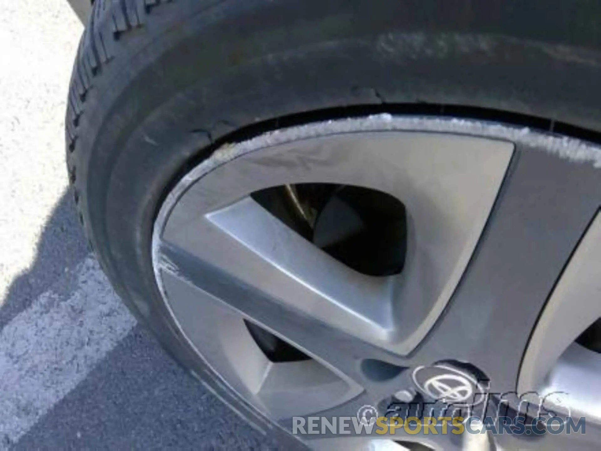 8 Photograph of a damaged car JTDKAMFU3N3178854 TOYOTA PRIUS 2022