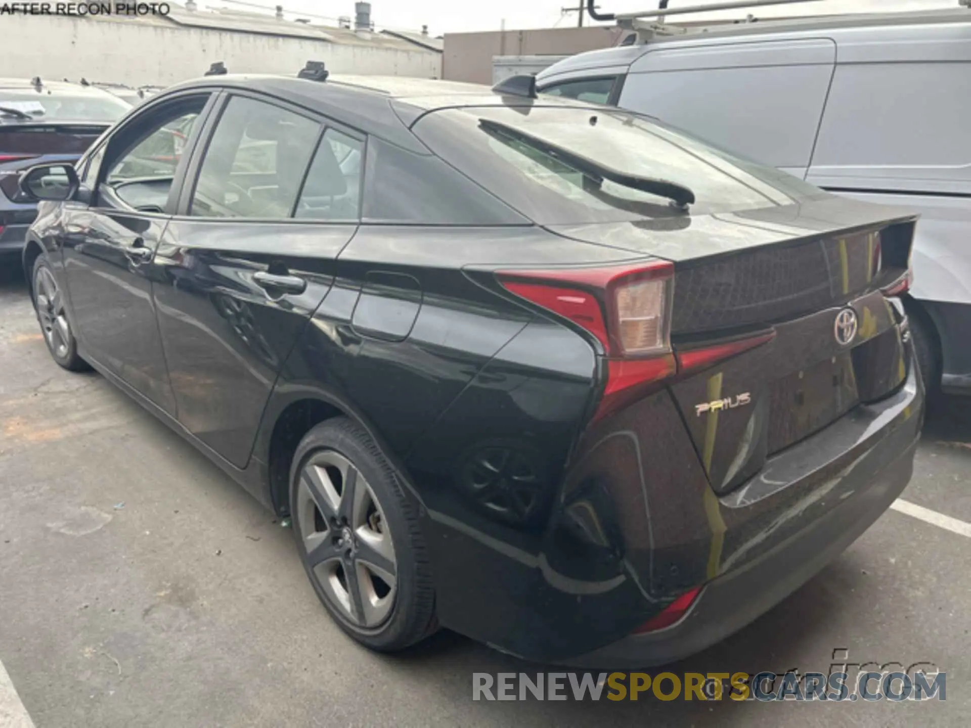 12 Photograph of a damaged car JTDKAMFU3N3179020 TOYOTA PRIUS 2022