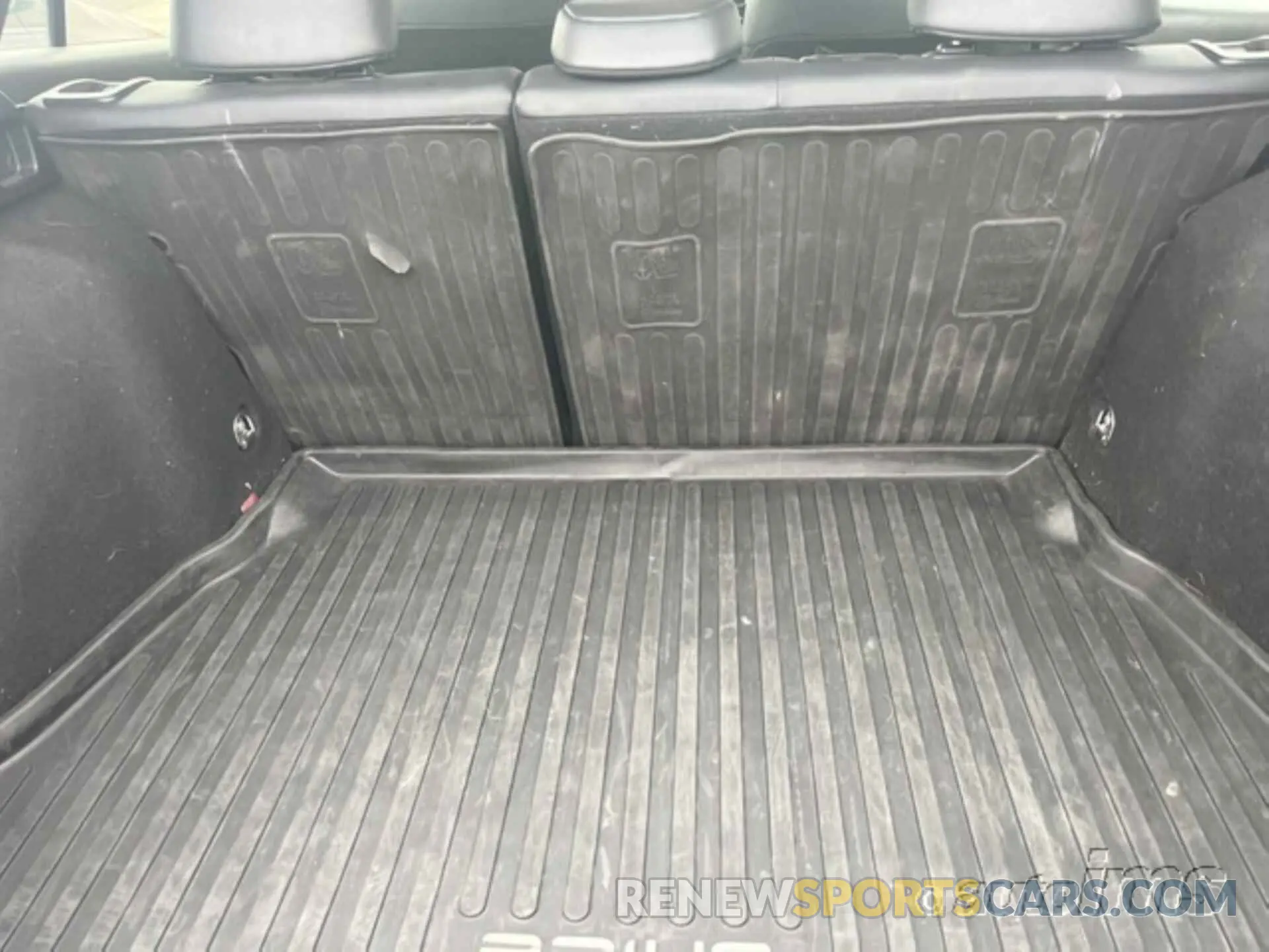 2 Фотография поврежденного автомобиля JTDKAMFU4N3159889 TOYOTA PRIUS 2022