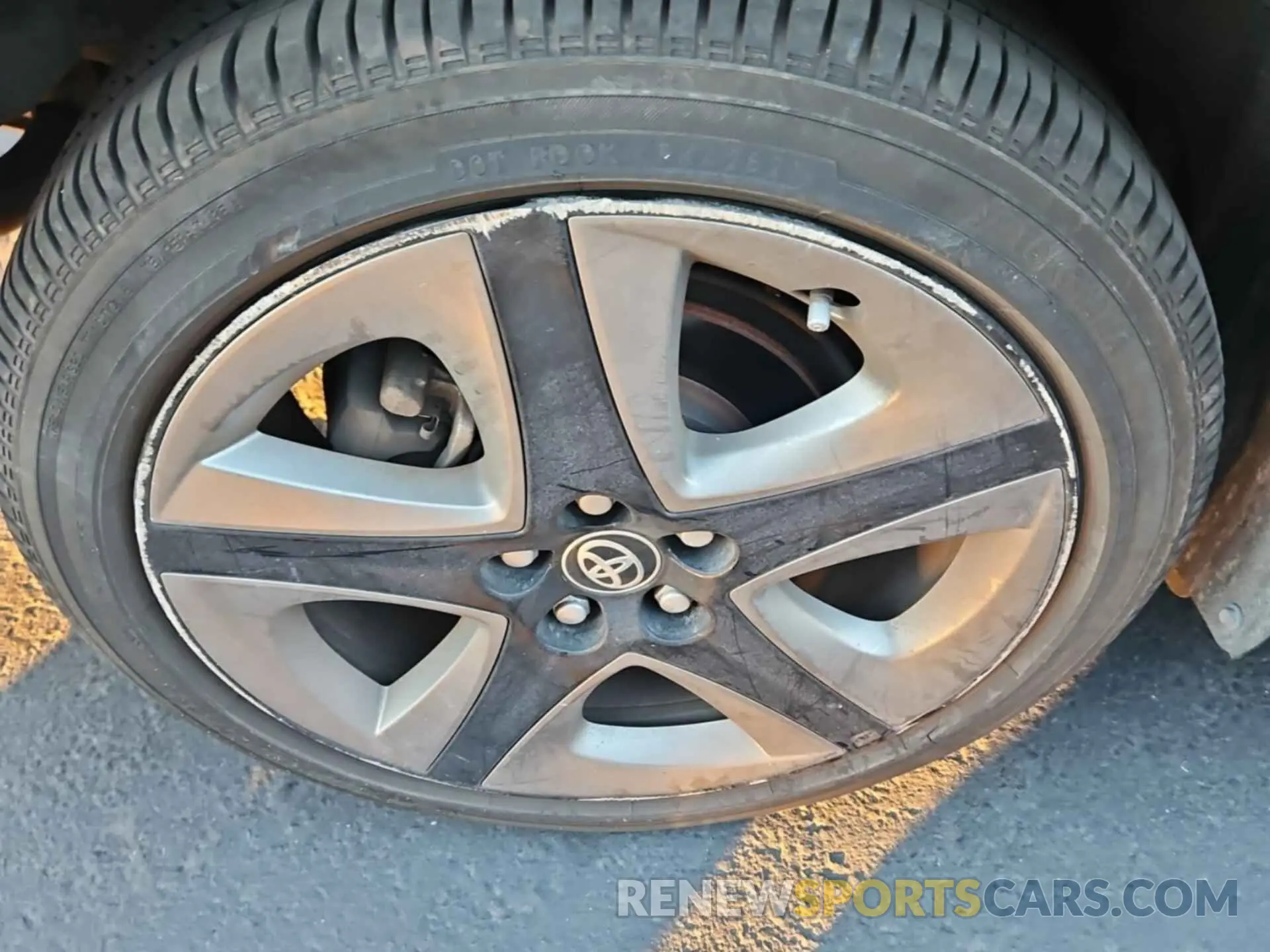 41 Photograph of a damaged car JTDKAMFU4N3160802 TOYOTA PRIUS 2022