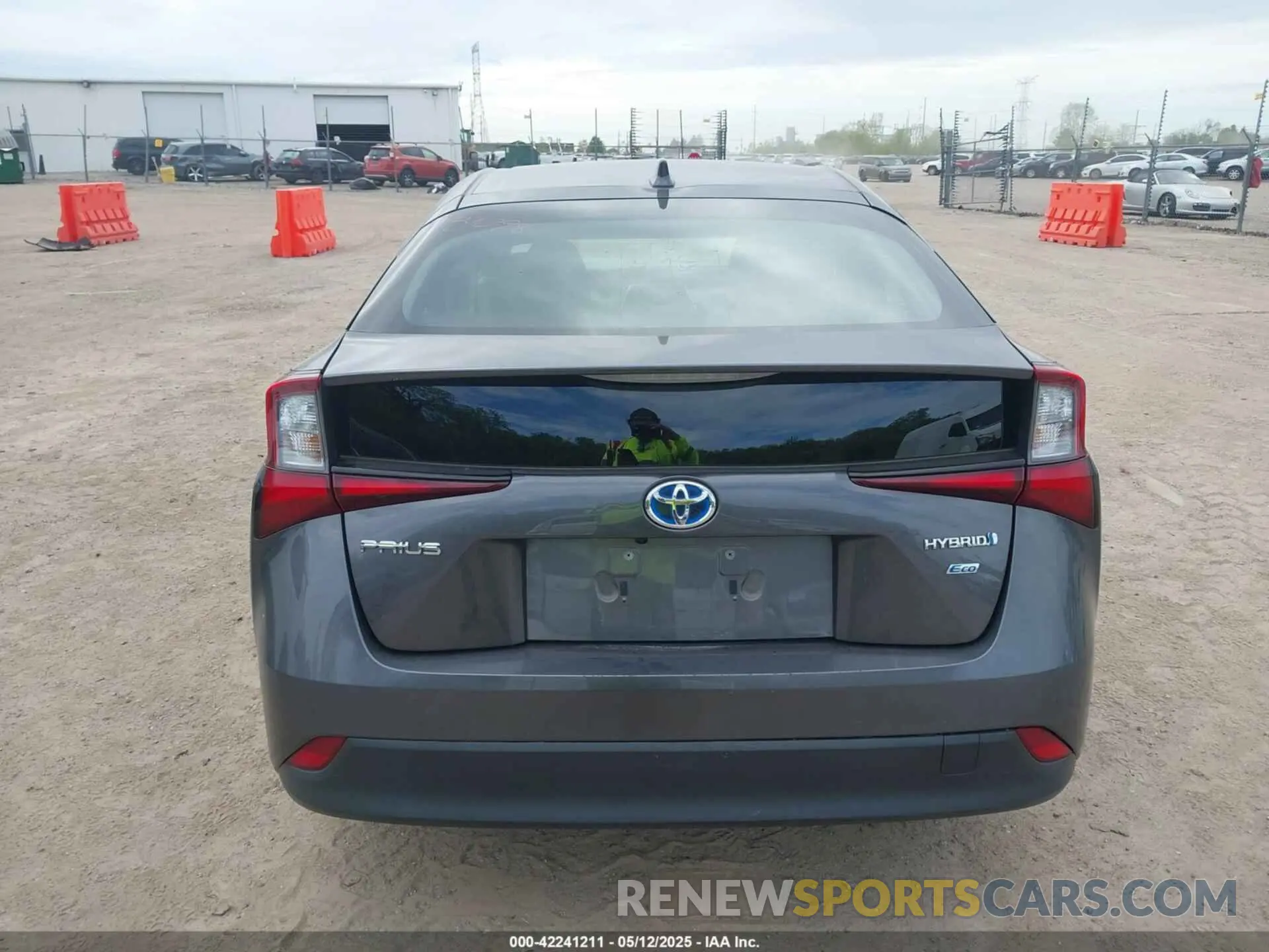 16 Photograph of a damaged car JTDKAMFU4N3175476 TOYOTA PRIUS 2022