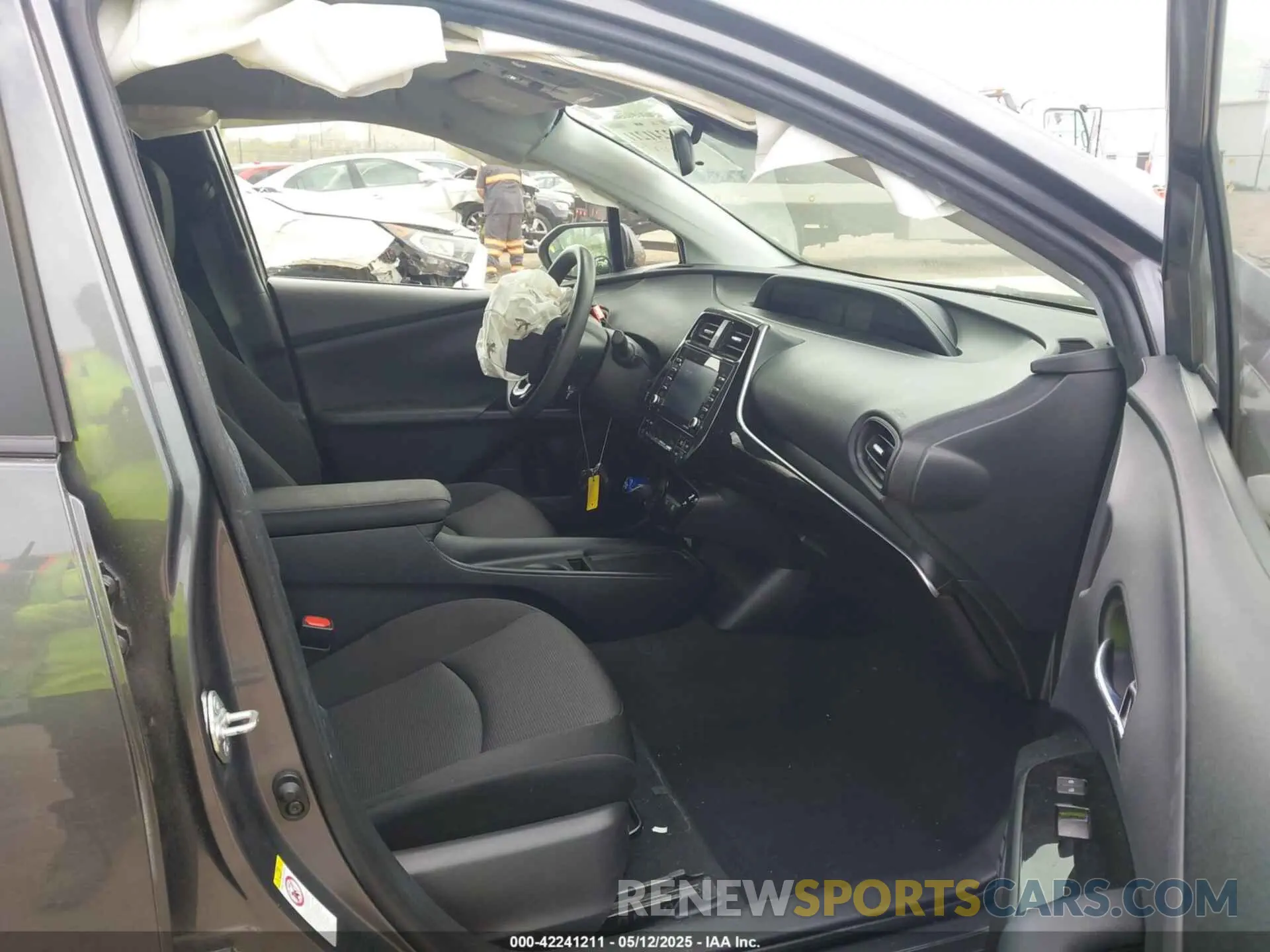 5 Photograph of a damaged car JTDKAMFU4N3175476 TOYOTA PRIUS 2022