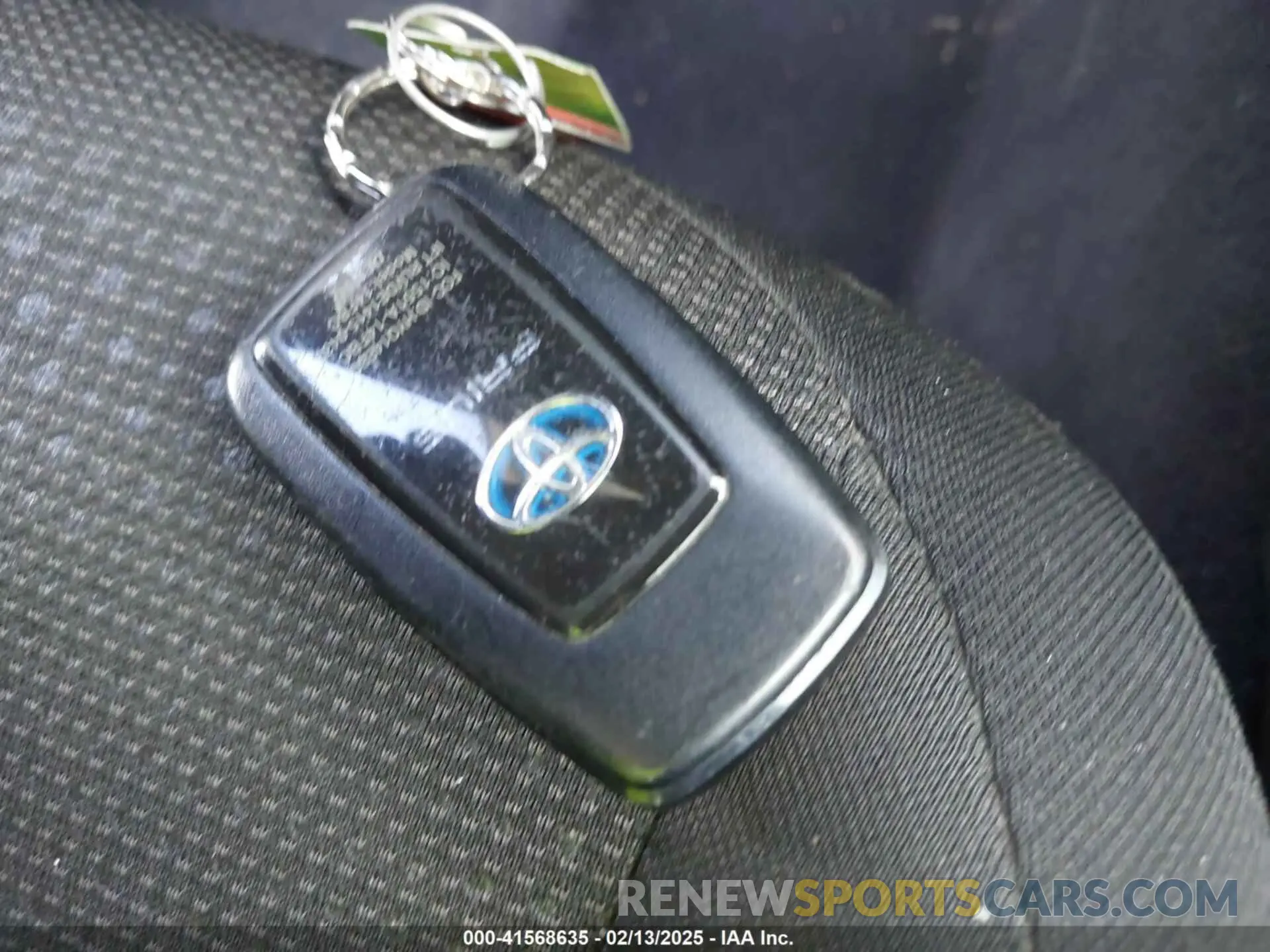 11 Photograph of a damaged car JTDKAMFU5N3181724 TOYOTA PRIUS 2022
