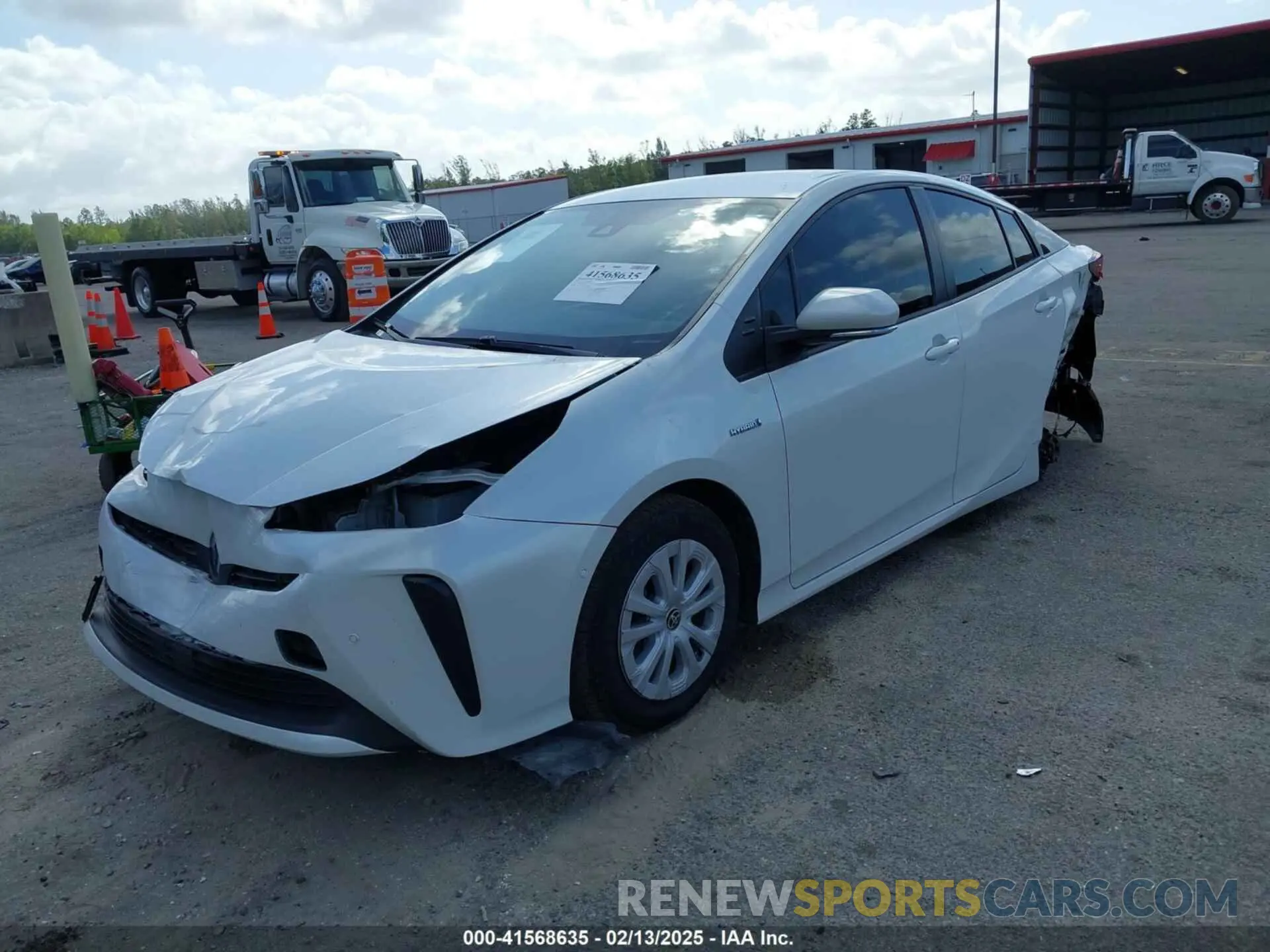 2 Photograph of a damaged car JTDKAMFU5N3181724 TOYOTA PRIUS 2022