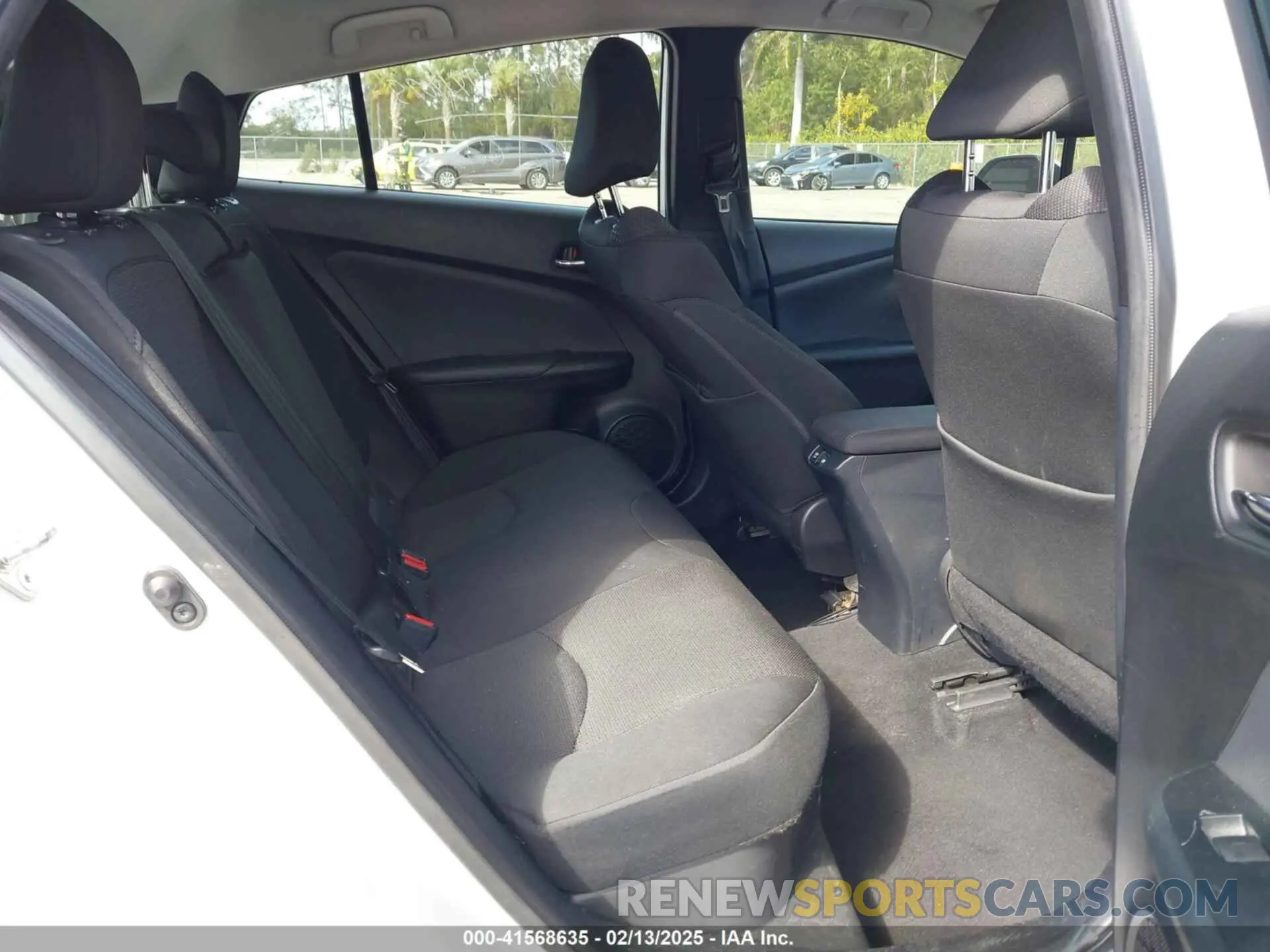 8 Photograph of a damaged car JTDKAMFU5N3181724 TOYOTA PRIUS 2022