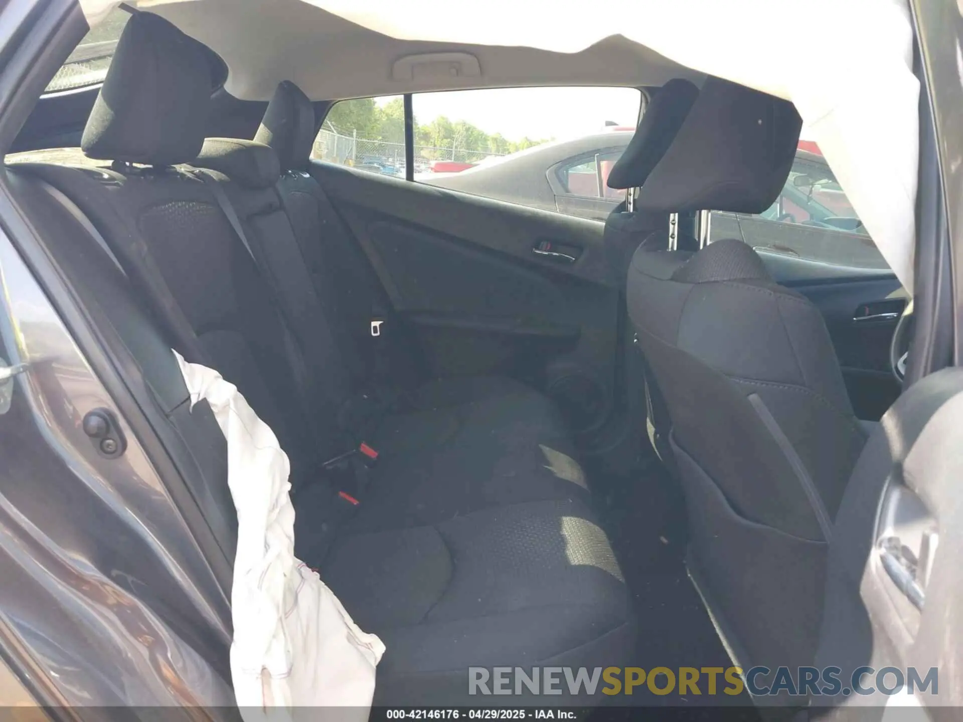 8 Фотография поврежденного автомобиля JTDKAMFU5N3188480 TOYOTA PRIUS 2022