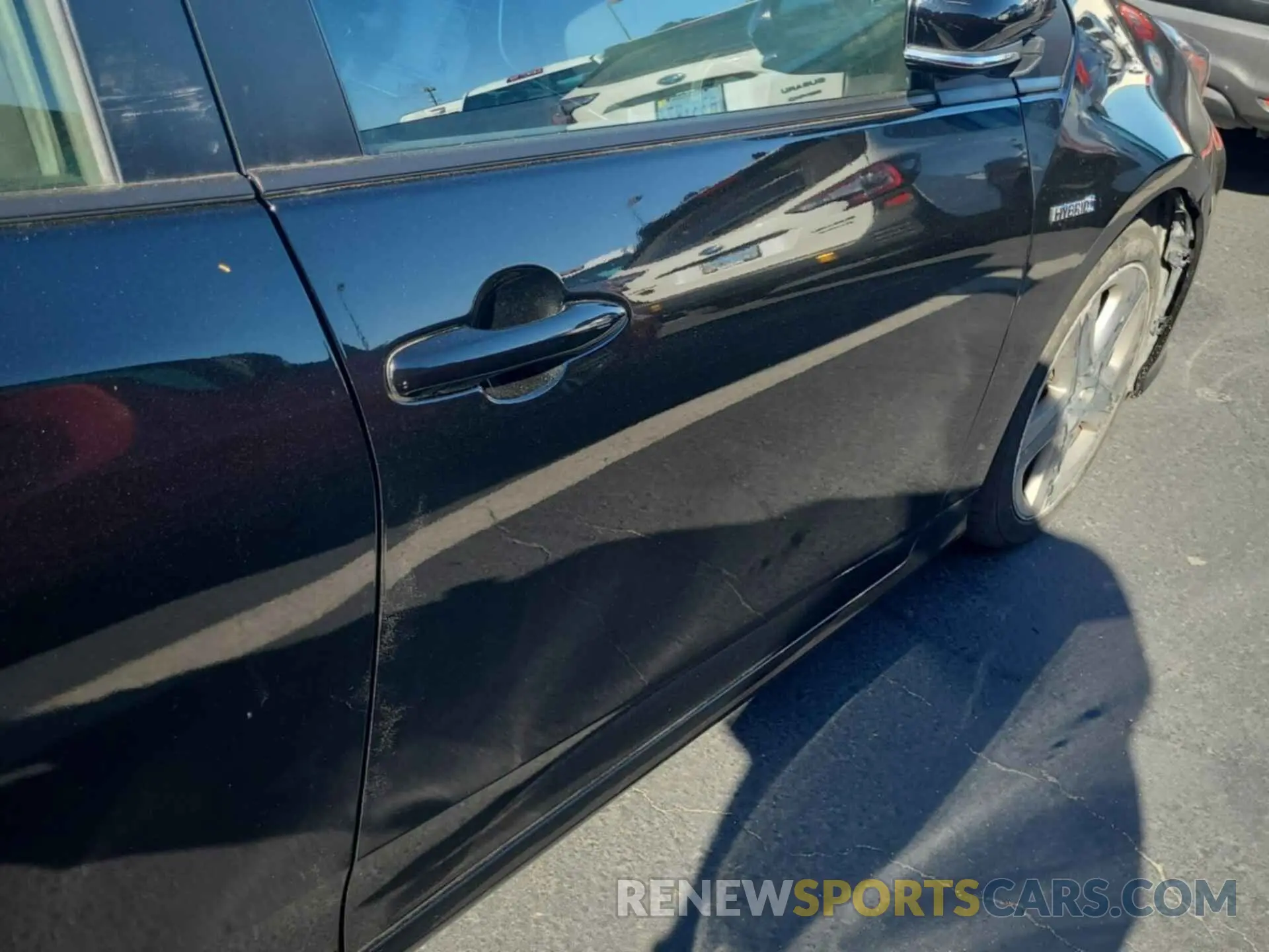 11 Photograph of a damaged car JTDKAMFU6N3160042 TOYOTA PRIUS 2022