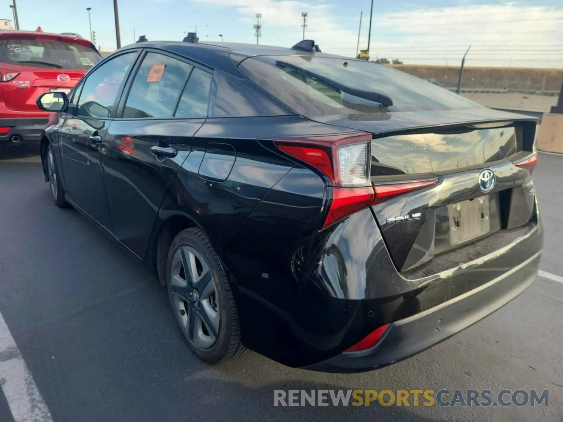 18 Фотография поврежденного автомобиля JTDKAMFU6N3160882 TOYOTA PRIUS 2022