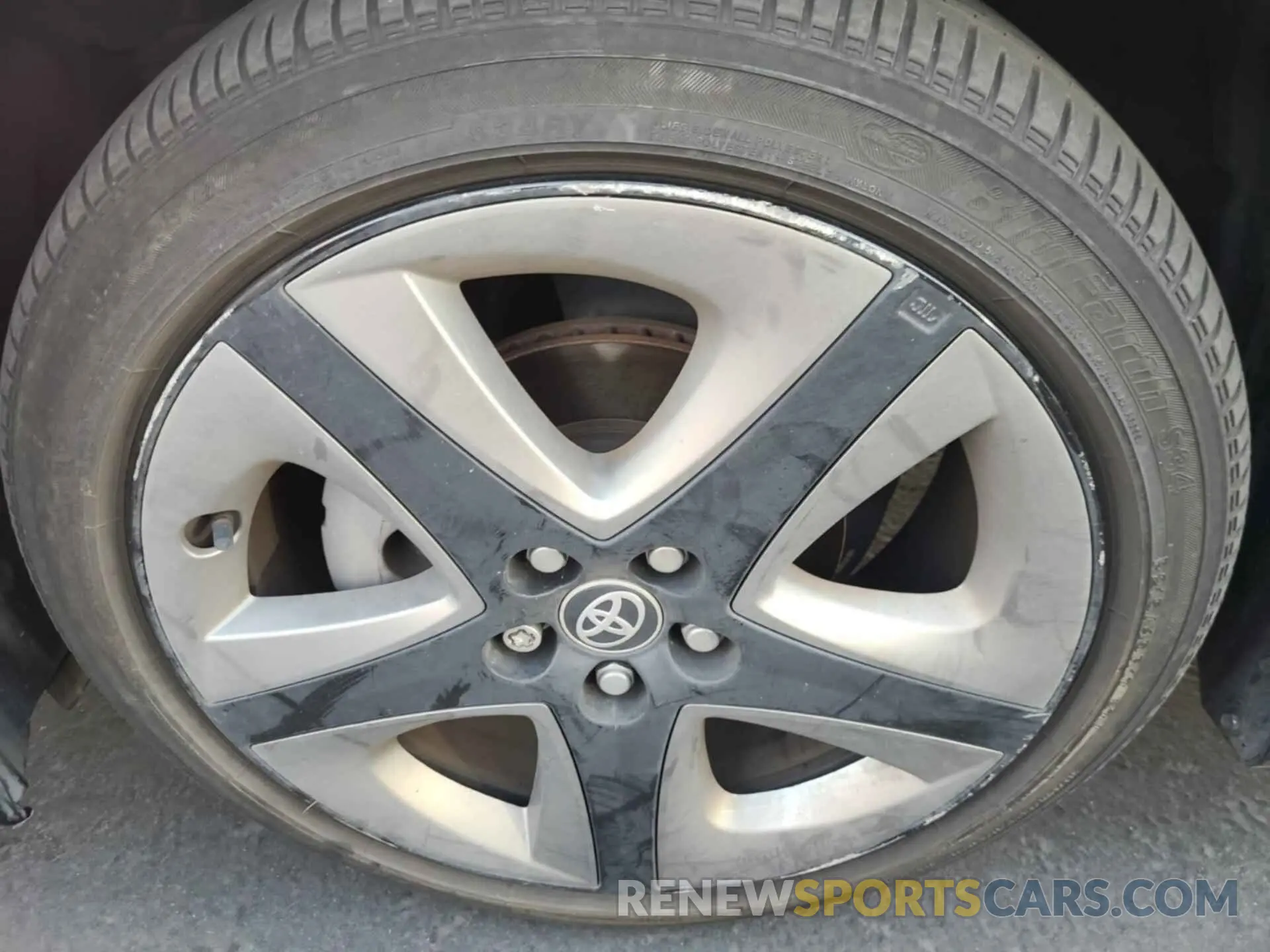 43 Фотография поврежденного автомобиля JTDKAMFU6N3160882 TOYOTA PRIUS 2022