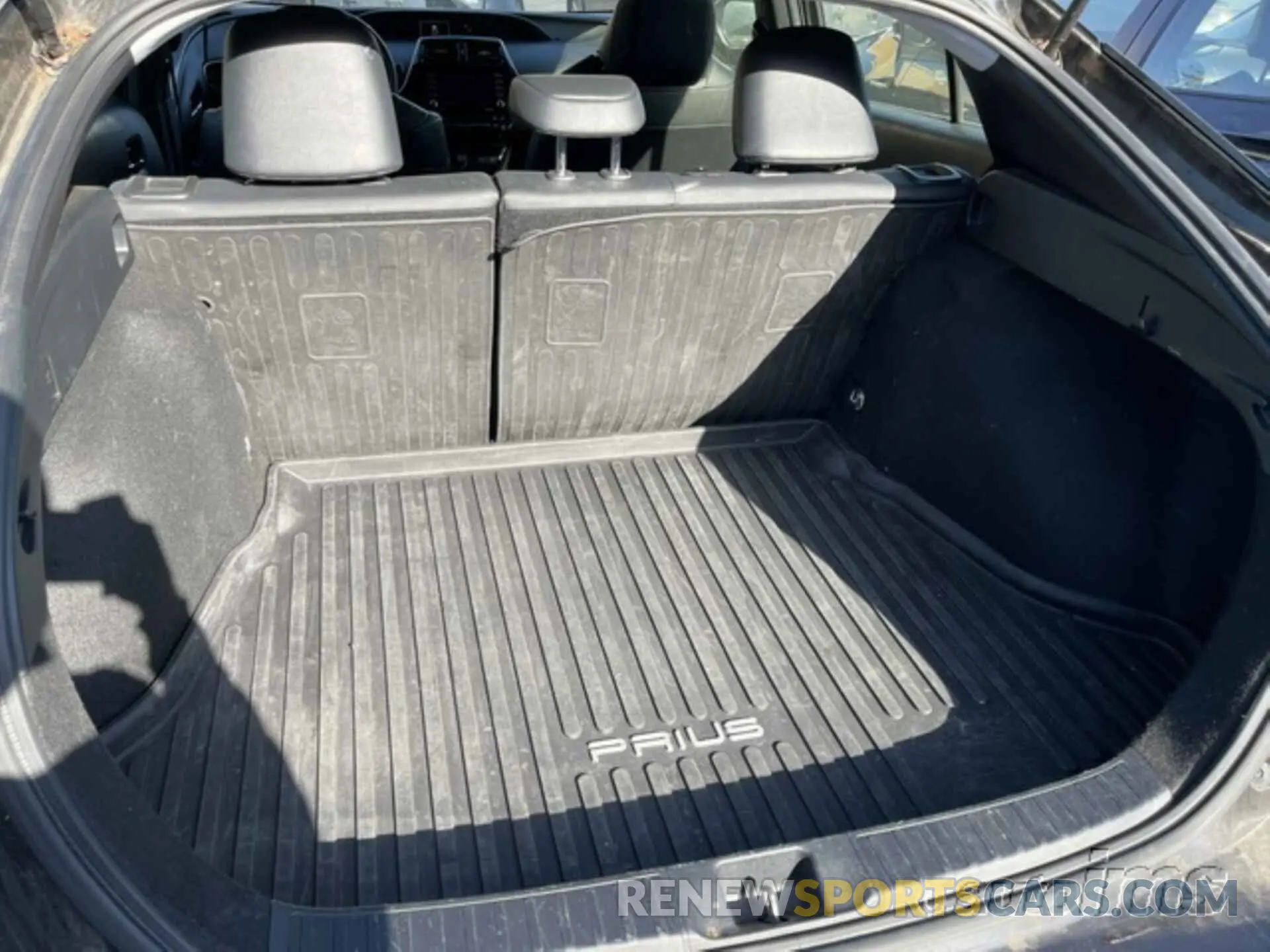 17 Фотография поврежденного автомобиля JTDKAMFU7N3180686 TOYOTA PRIUS 2022
