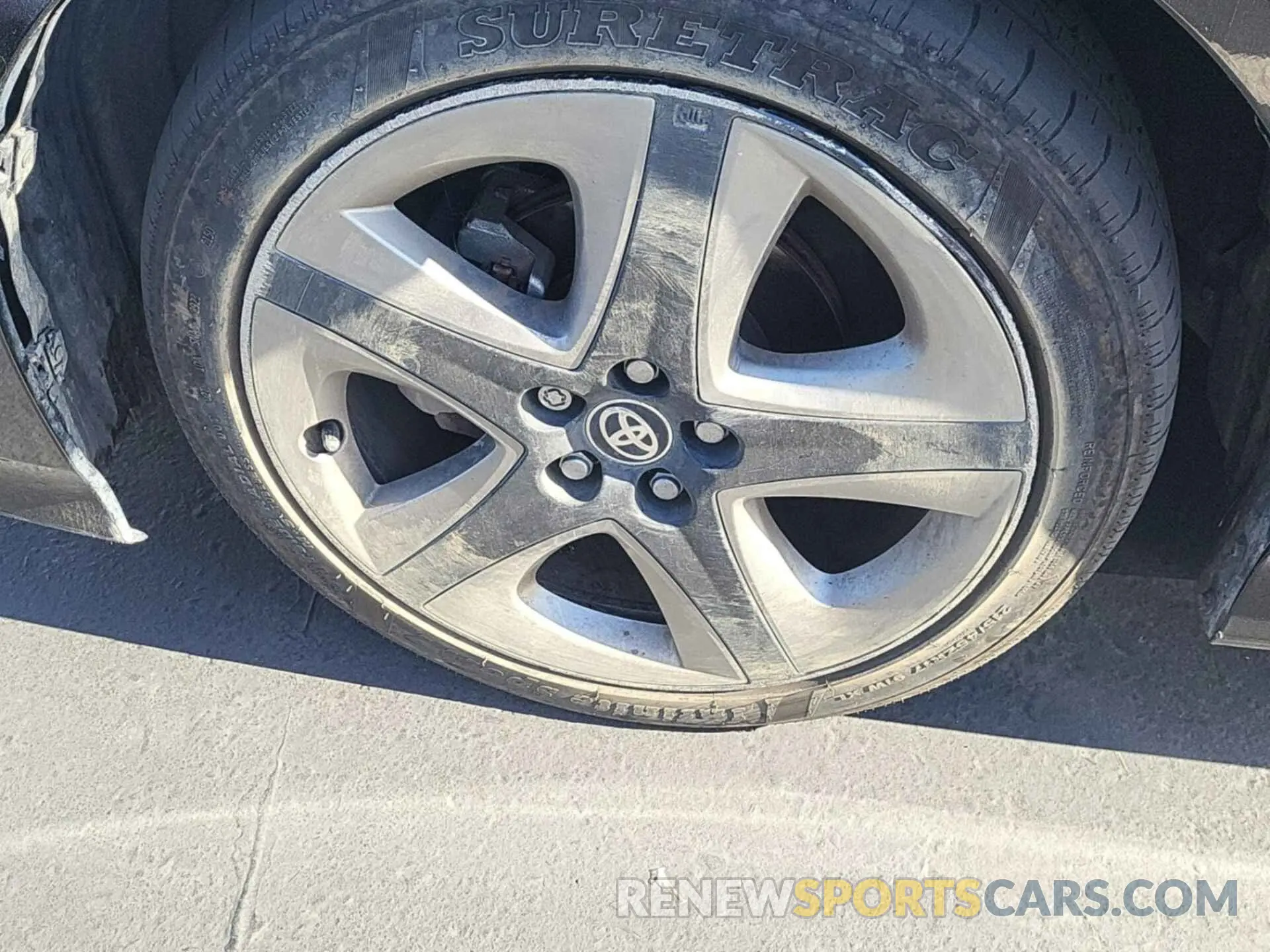 1 Фотография поврежденного автомобиля JTDKAMFU8N3160057 TOYOTA PRIUS 2022