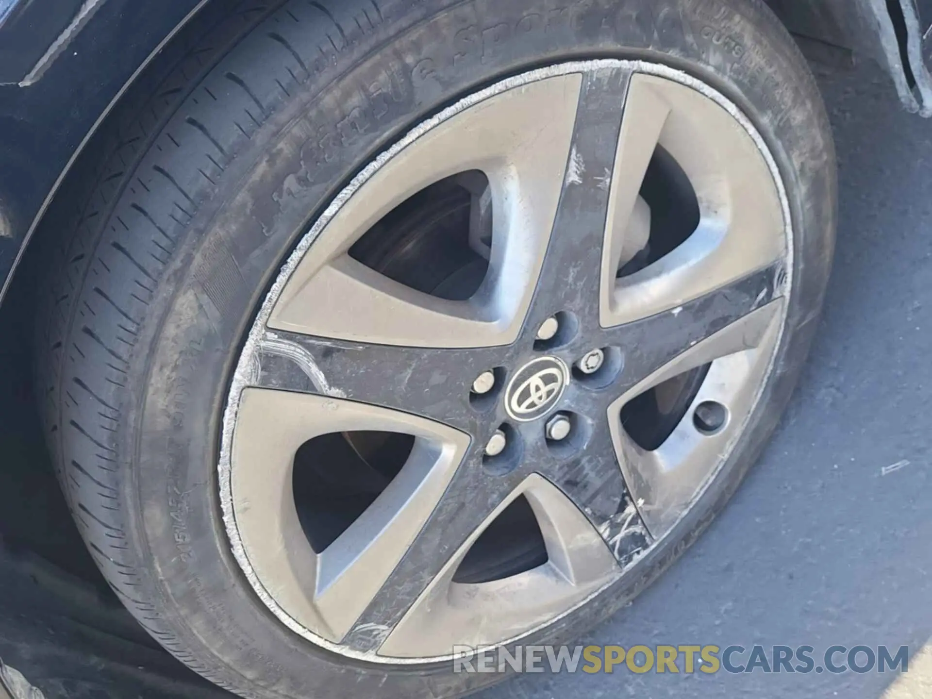 31 Фотография поврежденного автомобиля JTDKAMFU8N3160057 TOYOTA PRIUS 2022