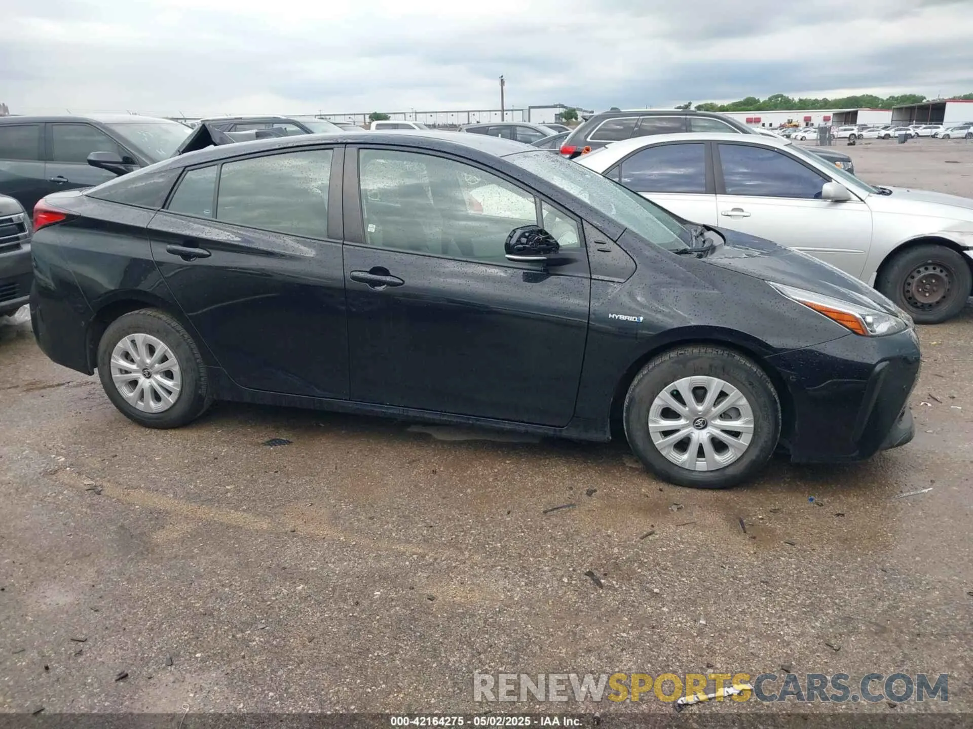 1 Фотография поврежденного автомобиля JTDKAMFU8N3168739 TOYOTA PRIUS 2022