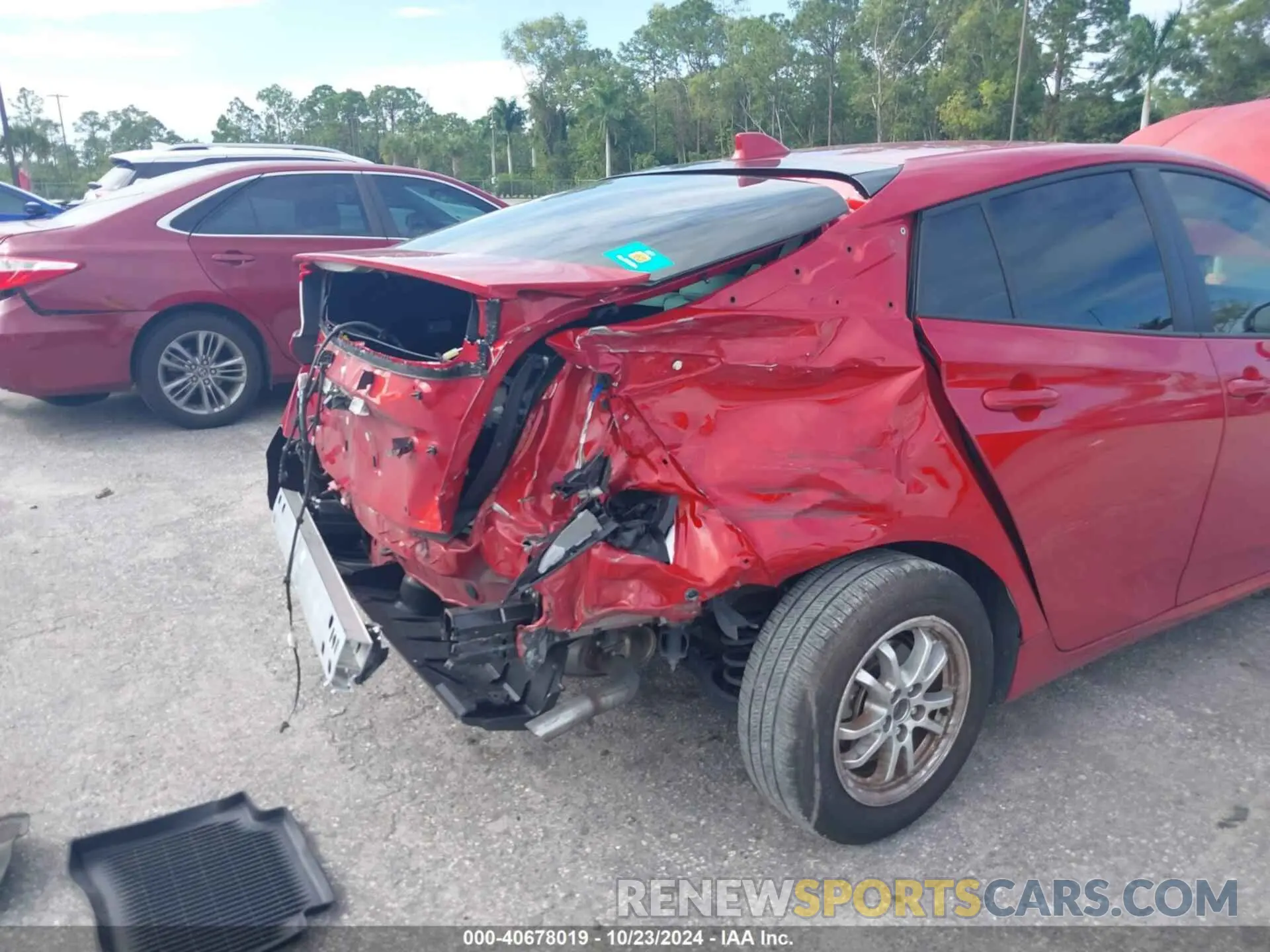 6 Photograph of a damaged car JTDKAMFU8N3178347 TOYOTA PRIUS 2022