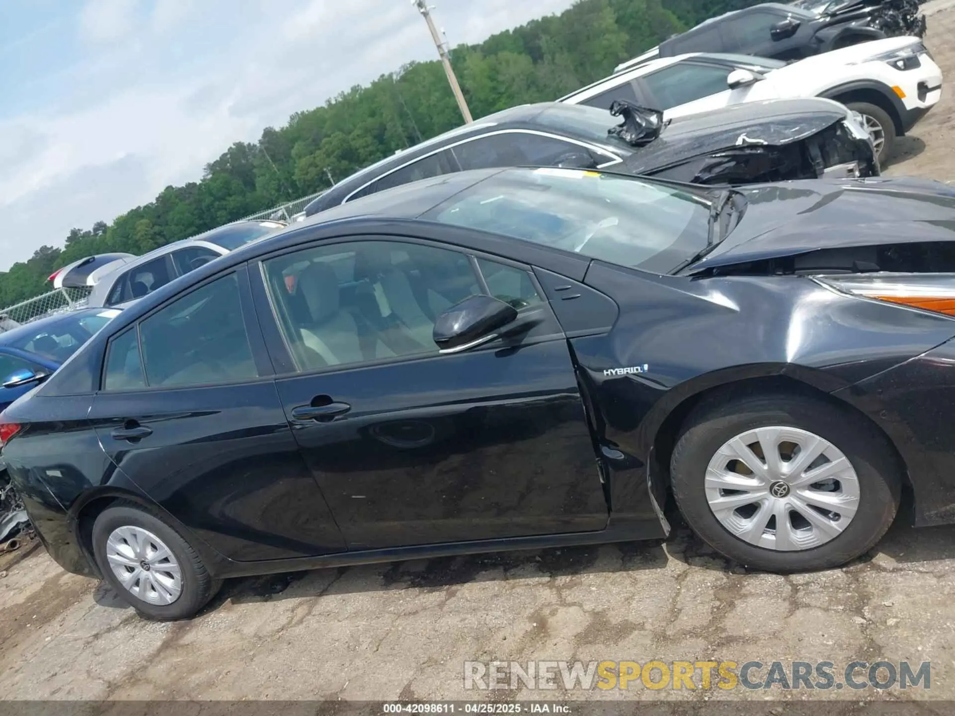 13 Photograph of a damaged car JTDKAMFU8N3181135 TOYOTA PRIUS 2022