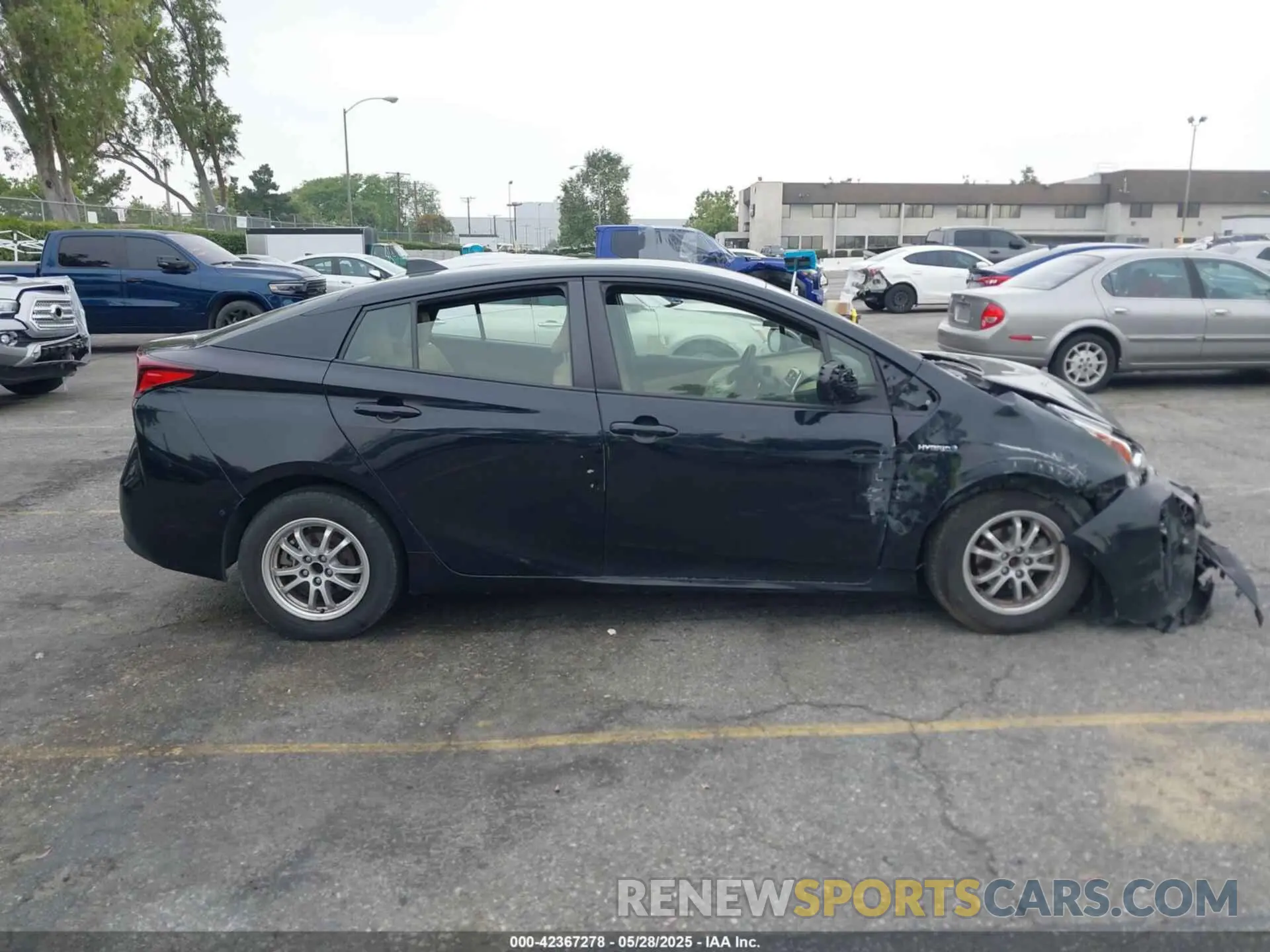 13 Фотография поврежденного автомобиля JTDKAMFU9N3155157 TOYOTA PRIUS 2022