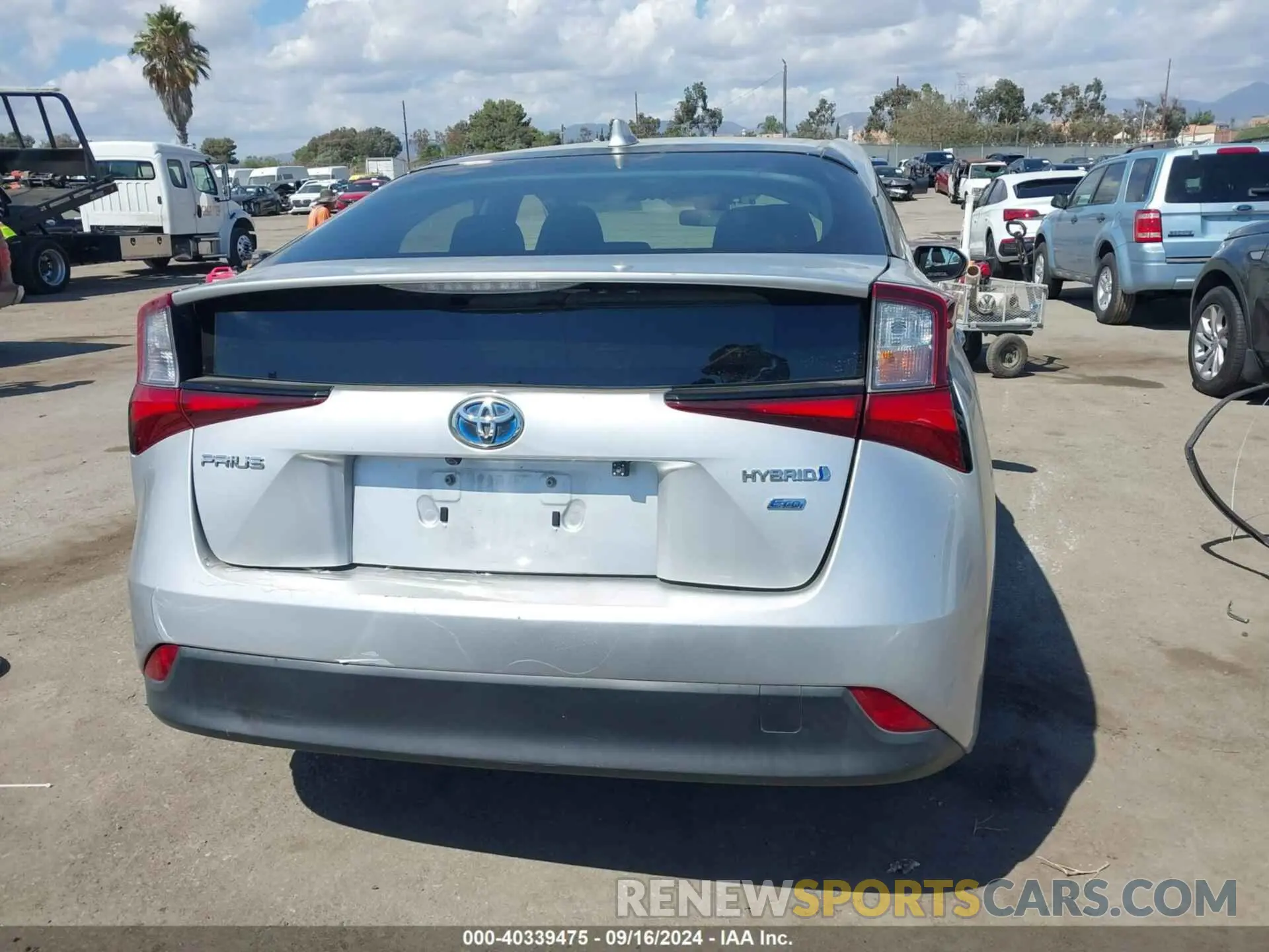 17 Photograph of a damaged car JTDKAMFU9N3159144 TOYOTA PRIUS 2022