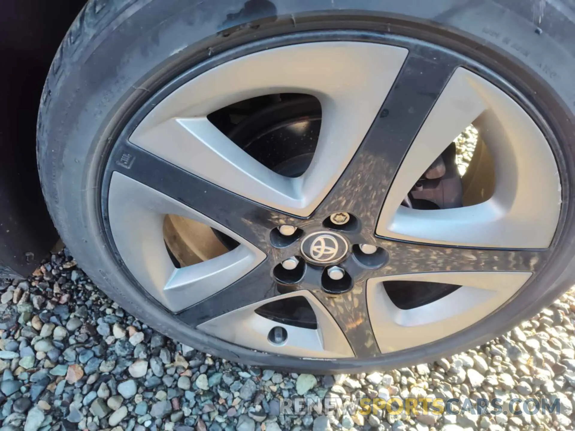 9 Photograph of a damaged car JTDKAMFU9N3160858 TOYOTA PRIUS 2022