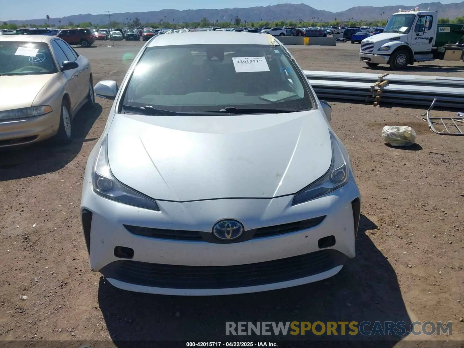 12 Фотография поврежденного автомобиля JTDKAMFUXN3181752 TOYOTA PRIUS 2022