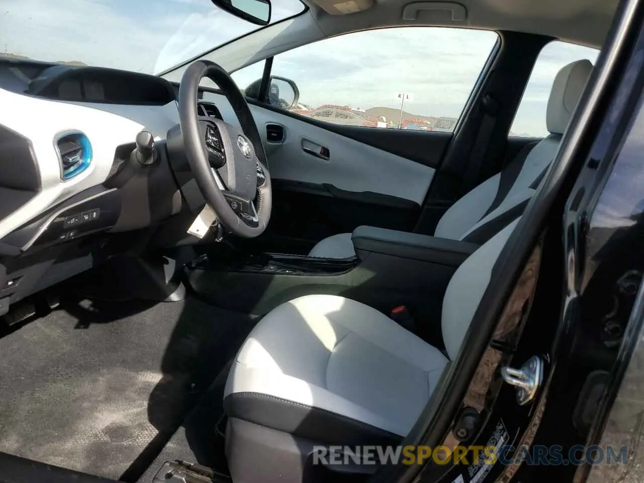 7 Фотография поврежденного автомобиля JTDL9MFU1N3039755 TOYOTA PRIUS 2022