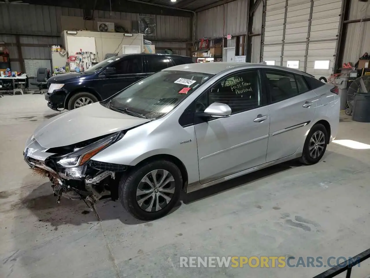 1 Фотография поврежденного автомобиля JTDL9MFU4N3031472 TOYOTA PRIUS 2022