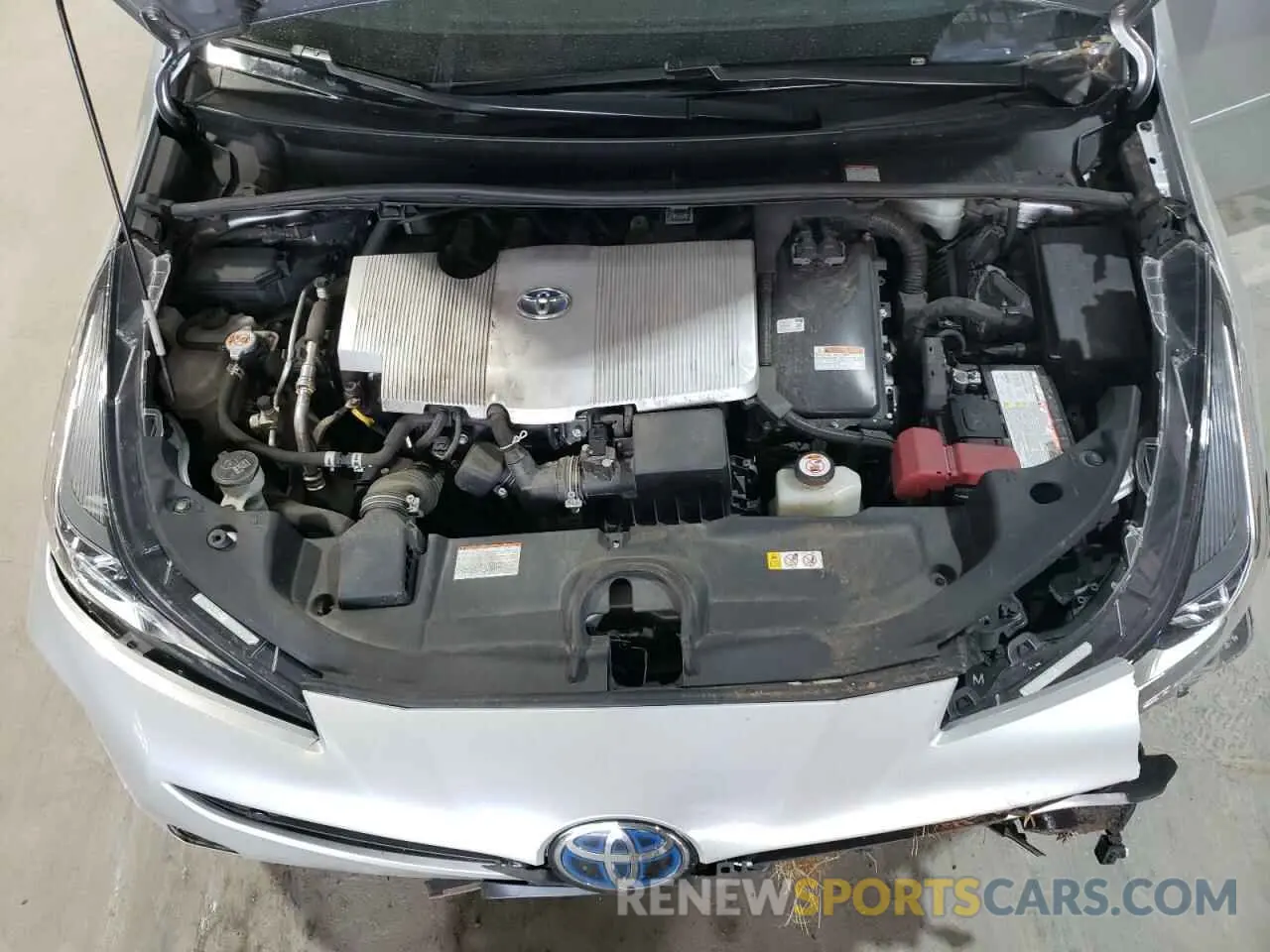 12 Фотография поврежденного автомобиля JTDL9MFU4N3031472 TOYOTA PRIUS 2022