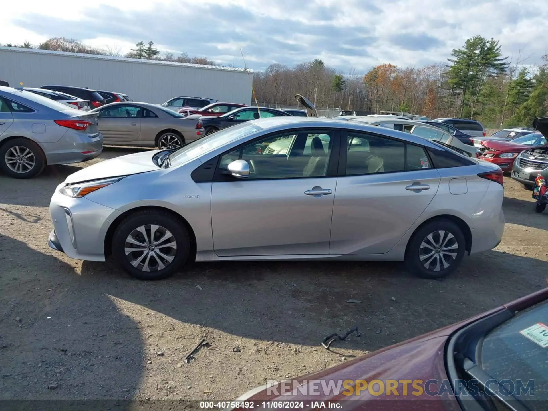 14 Photograph of a damaged car JTDL9MFU5N3034199 TOYOTA PRIUS 2022