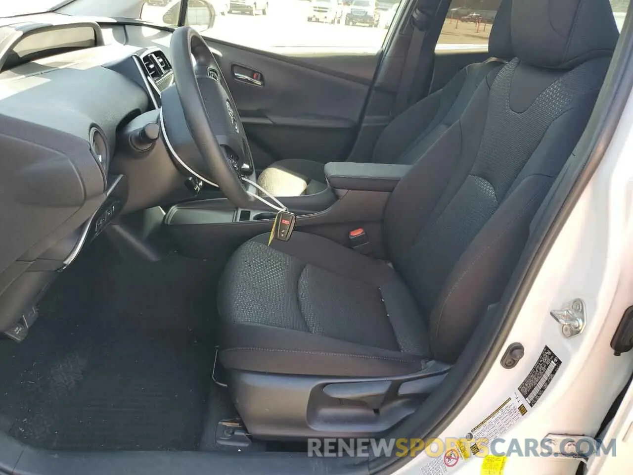 7 Photograph of a damaged car JTDL9MFU6N3039296 TOYOTA PRIUS 2022