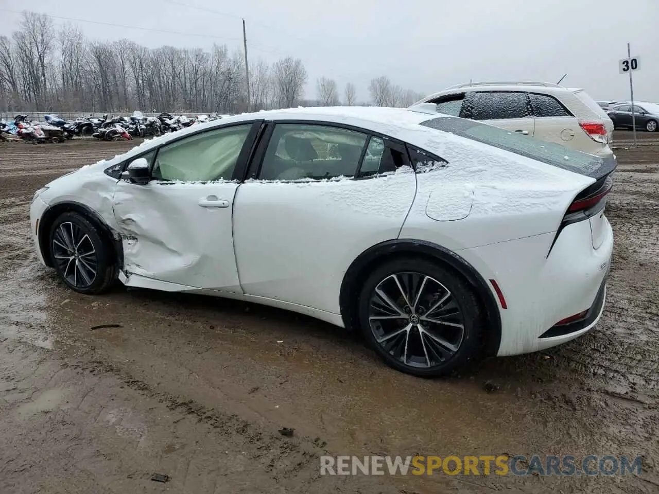 2 Фотография поврежденного автомобиля JTDACAAU0P3010958 TOYOTA PRIUS 2023