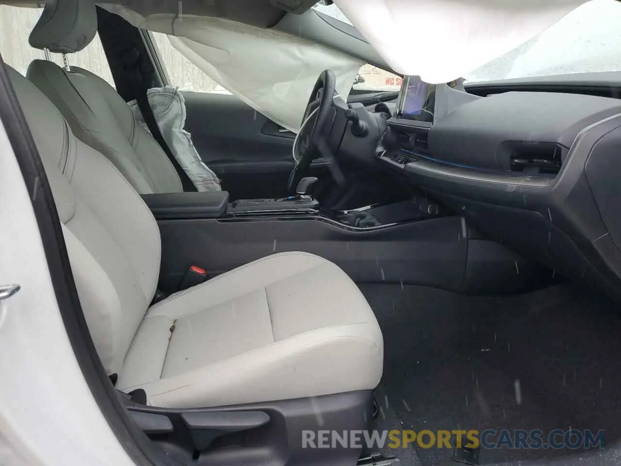 7 Фотография поврежденного автомобиля JTDACAAU0P3010958 TOYOTA PRIUS 2023