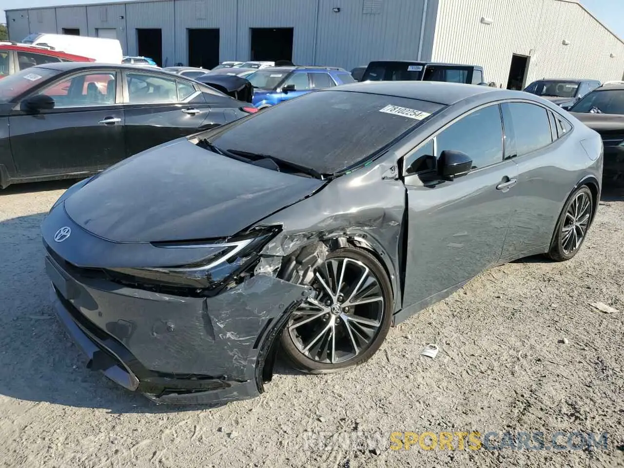 1 Фотография поврежденного автомобиля JTDACAAU0P3012709 TOYOTA PRIUS 2023
