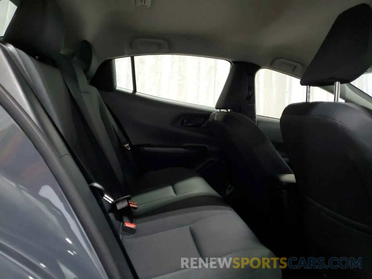 10 Фотография поврежденного автомобиля JTDACAAU4P3002264 TOYOTA PRIUS 2023