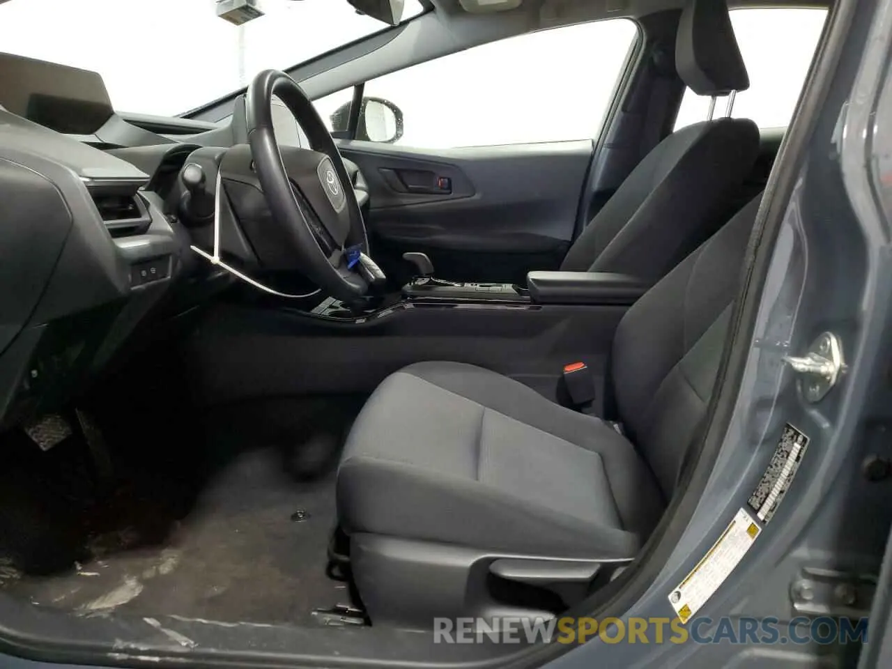 7 Фотография поврежденного автомобиля JTDACAAU4P3002264 TOYOTA PRIUS 2023