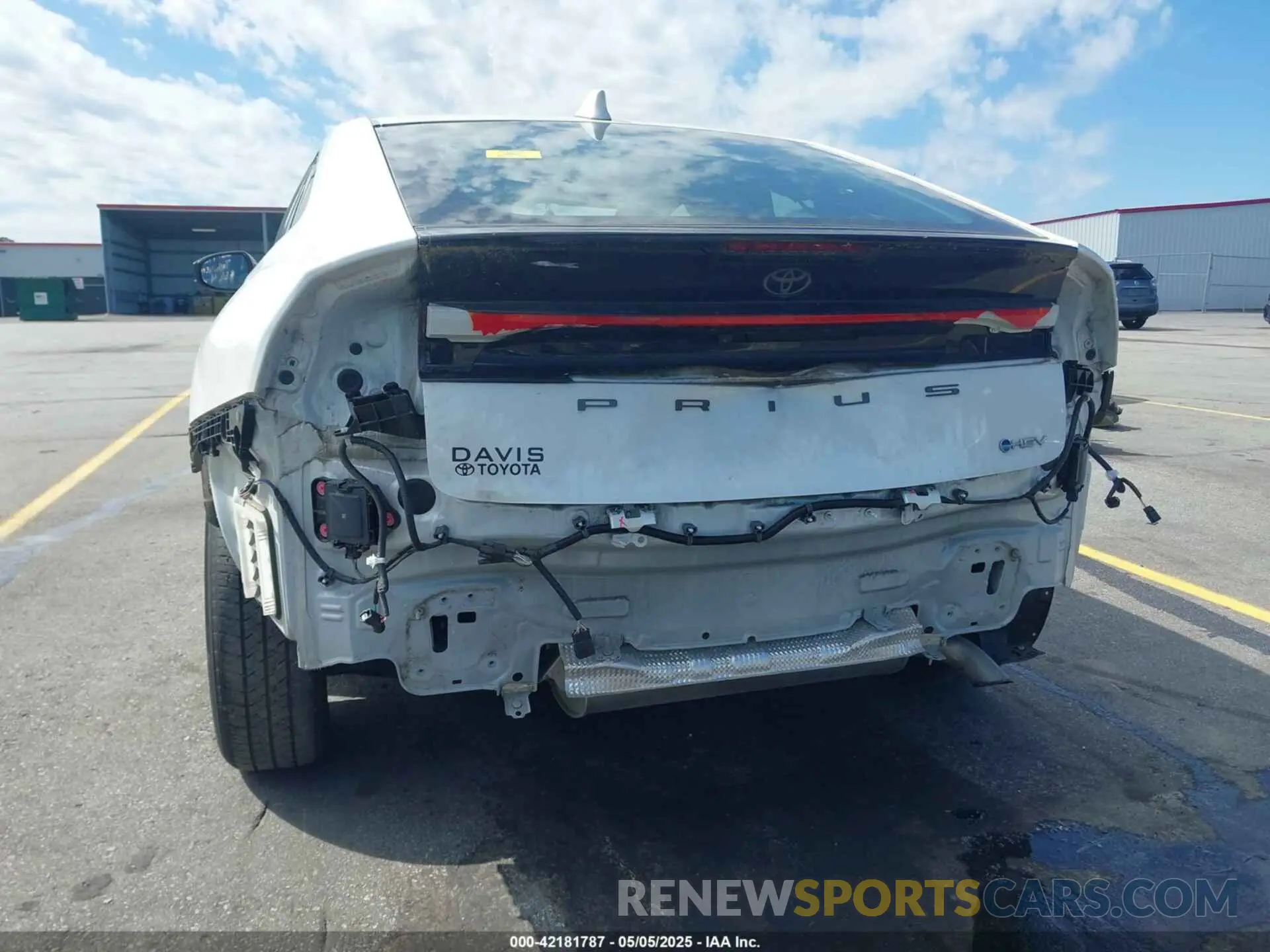 6 Photograph of a damaged car JTDACAAU4P3003995 TOYOTA PRIUS 2023