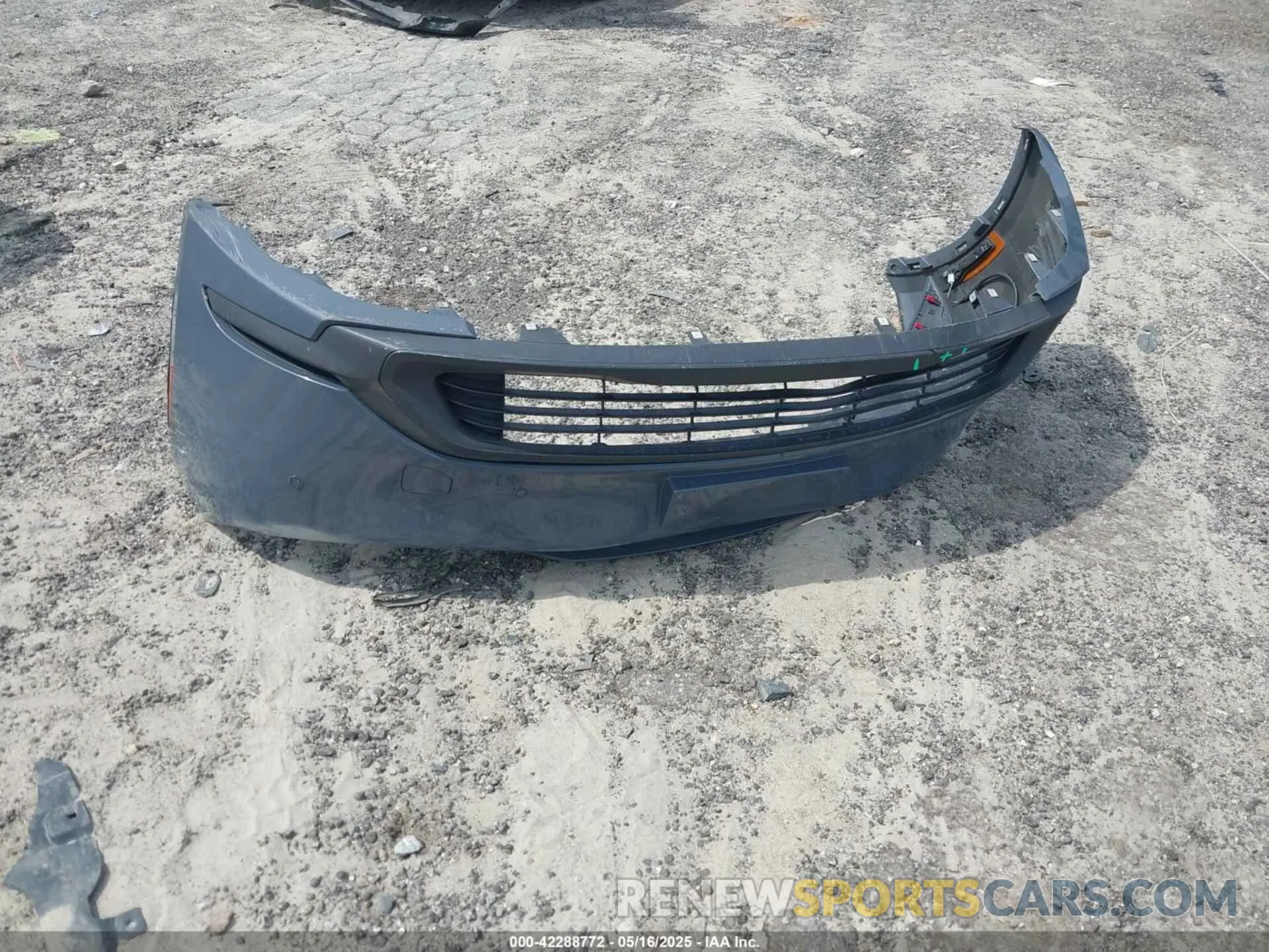 12 Фотография поврежденного автомобиля JTDACAAU5P3008431 TOYOTA PRIUS 2023