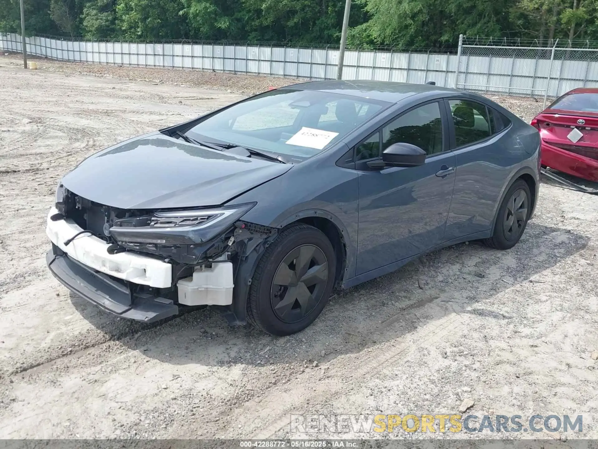 2 Фотография поврежденного автомобиля JTDACAAU5P3008431 TOYOTA PRIUS 2023