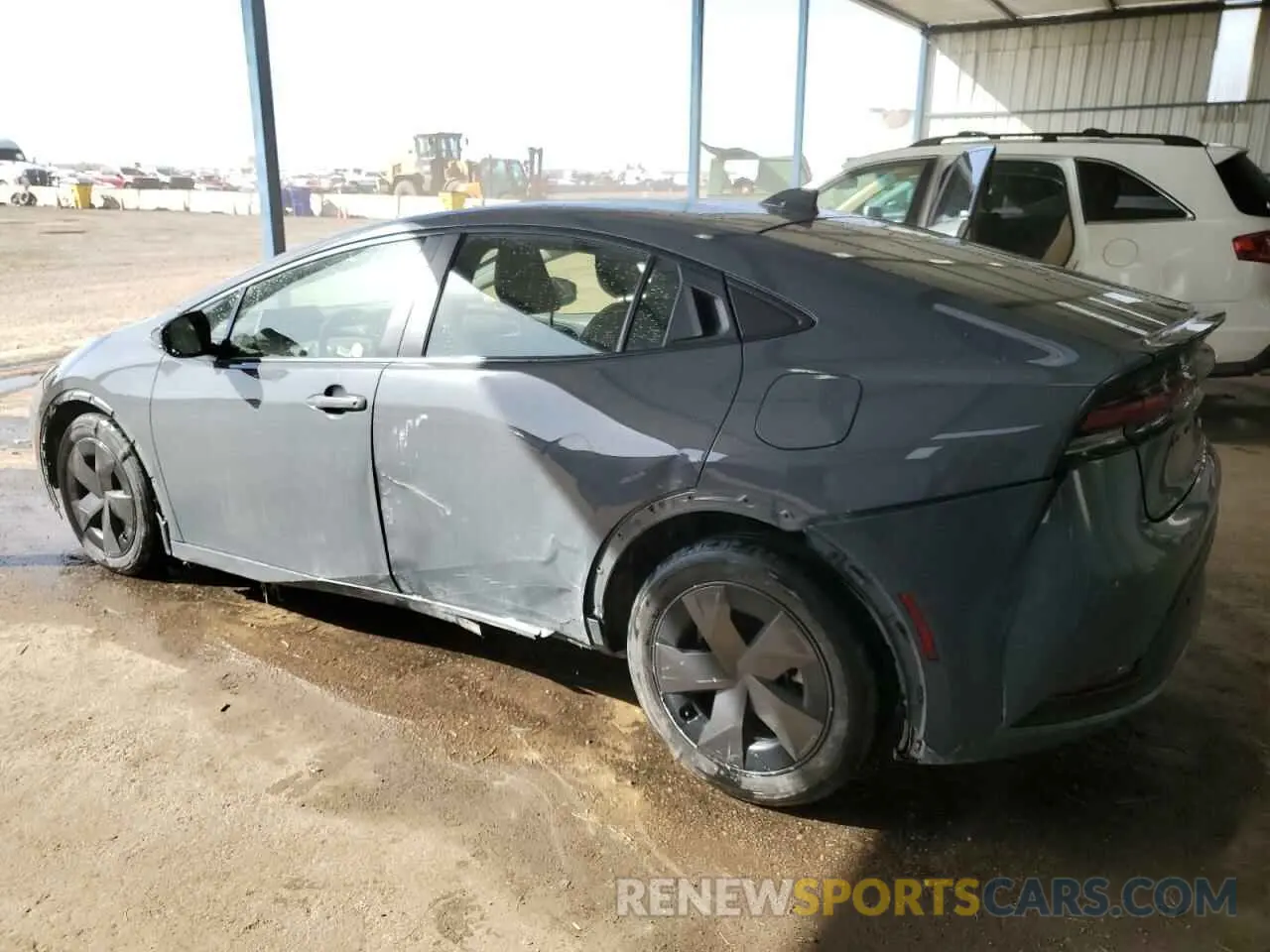 2 Фотография поврежденного автомобиля JTDACAAU6P3004937 TOYOTA PRIUS 2023