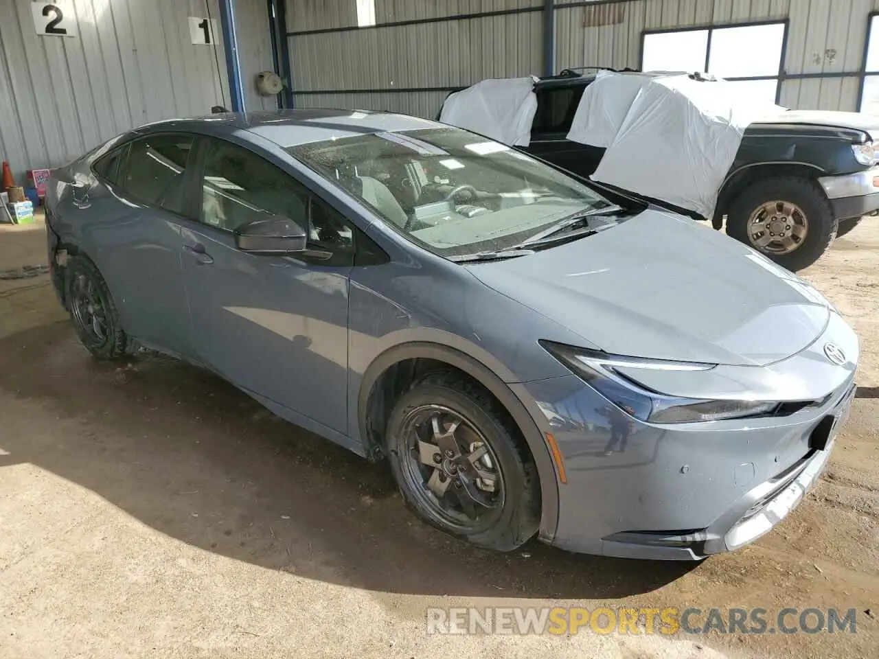 4 Фотография поврежденного автомобиля JTDACAAU6P3004937 TOYOTA PRIUS 2023