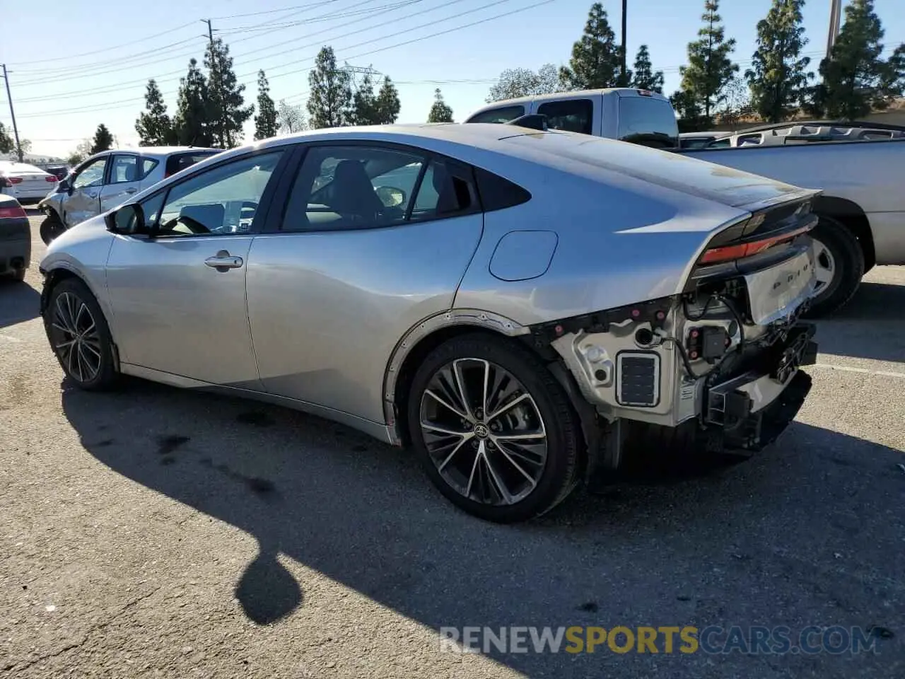 2 Фотография поврежденного автомобиля JTDACAAU7P3009418 TOYOTA PRIUS 2023