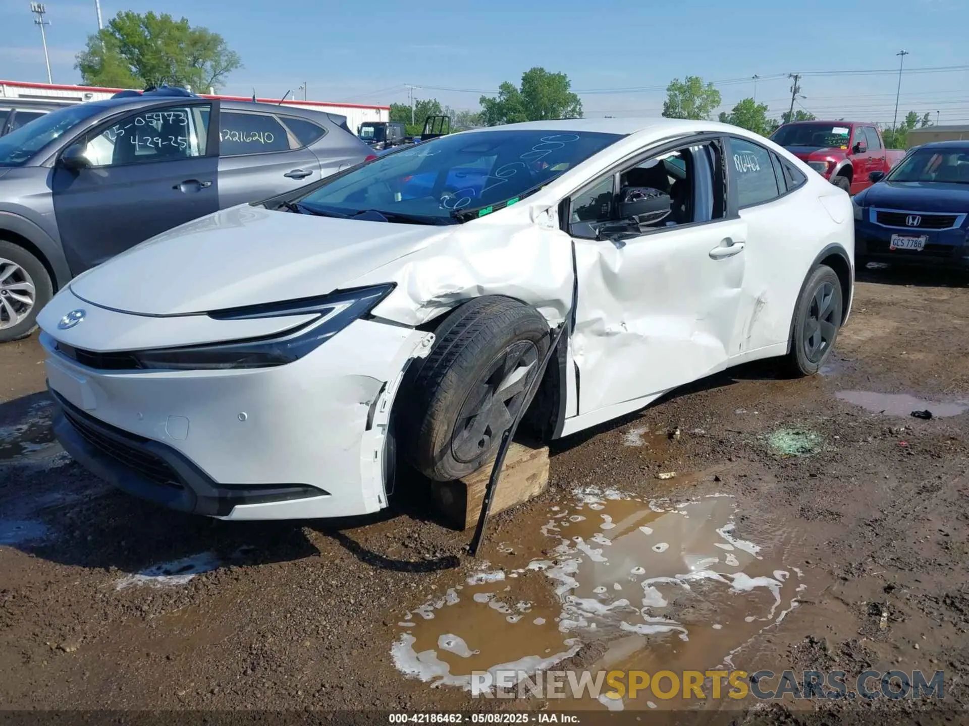 2 Photograph of a damaged car JTDACAAU7P3009676 TOYOTA PRIUS 2023