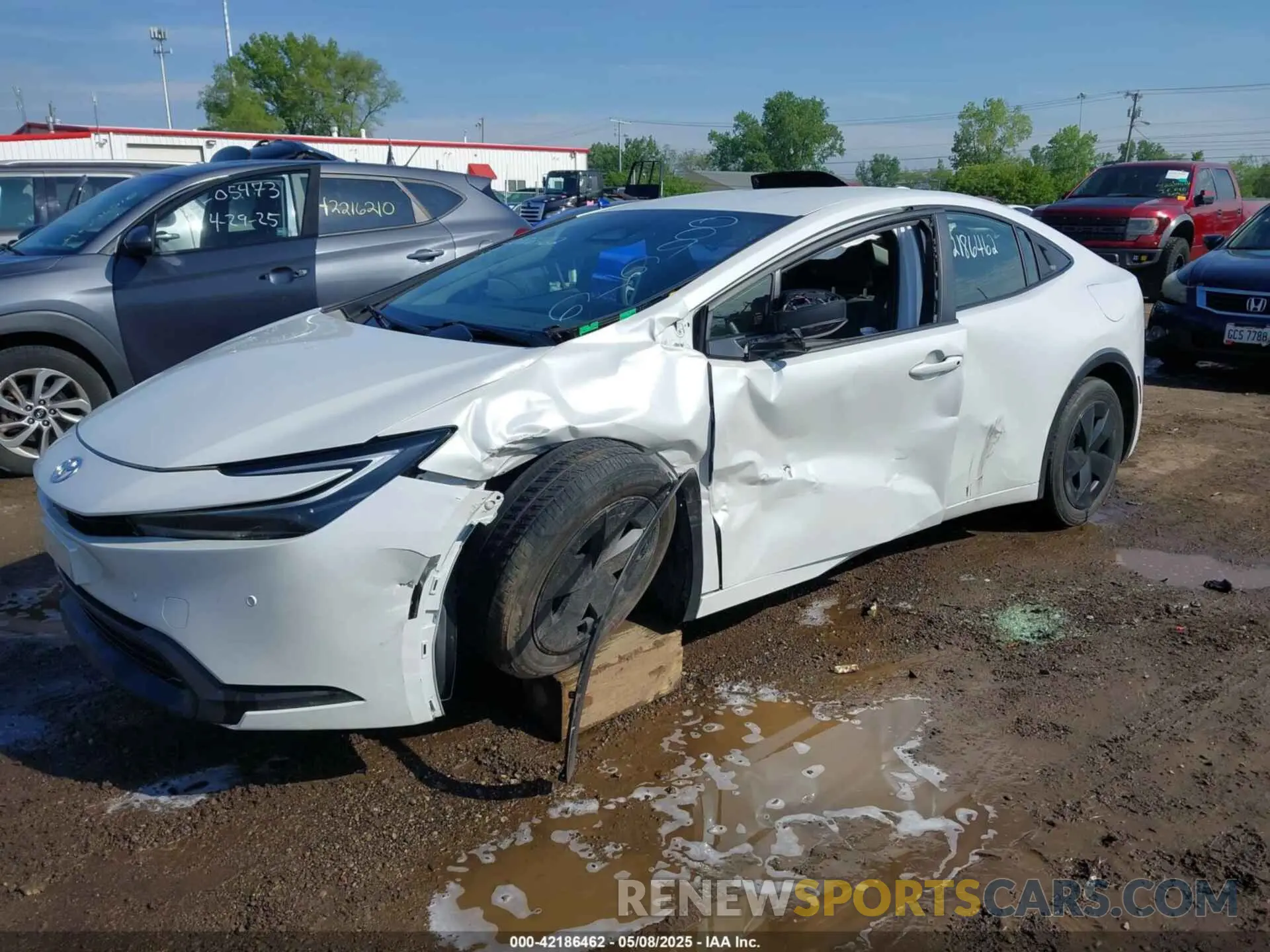 6 Photograph of a damaged car JTDACAAU7P3009676 TOYOTA PRIUS 2023