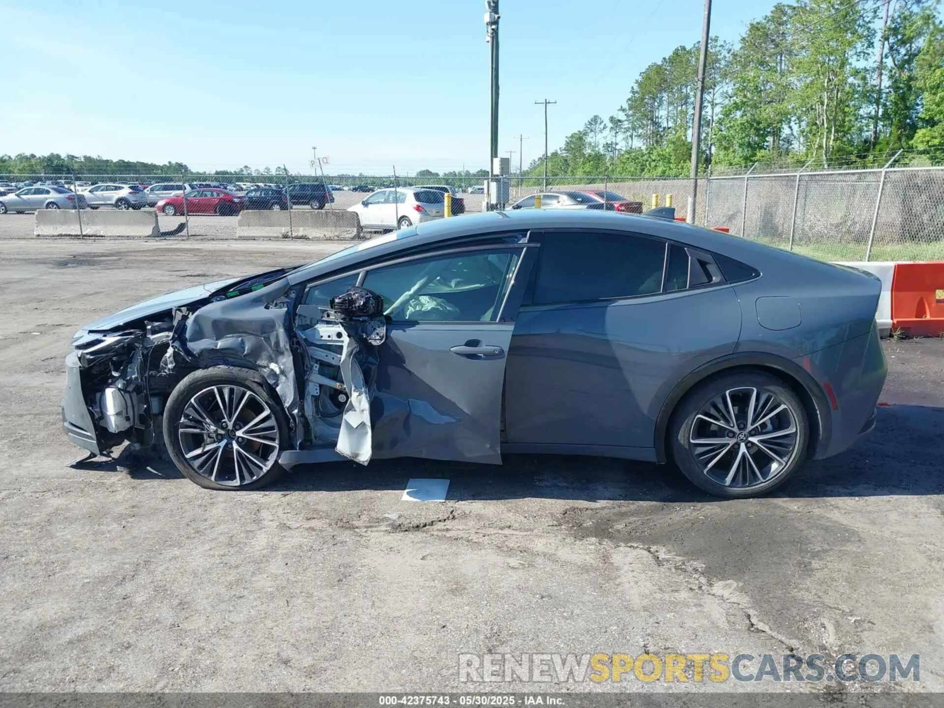 14 Photograph of a damaged car JTDACAAU7P3009886 TOYOTA PRIUS 2023