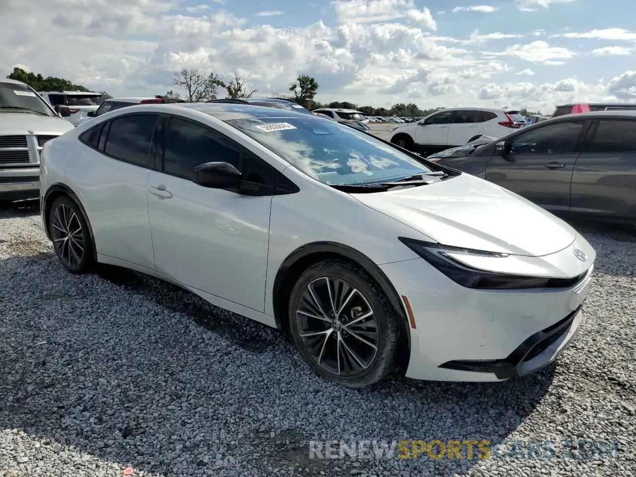 4 Фотография поврежденного автомобиля JTDACAAU7P3013193 TOYOTA PRIUS 2023